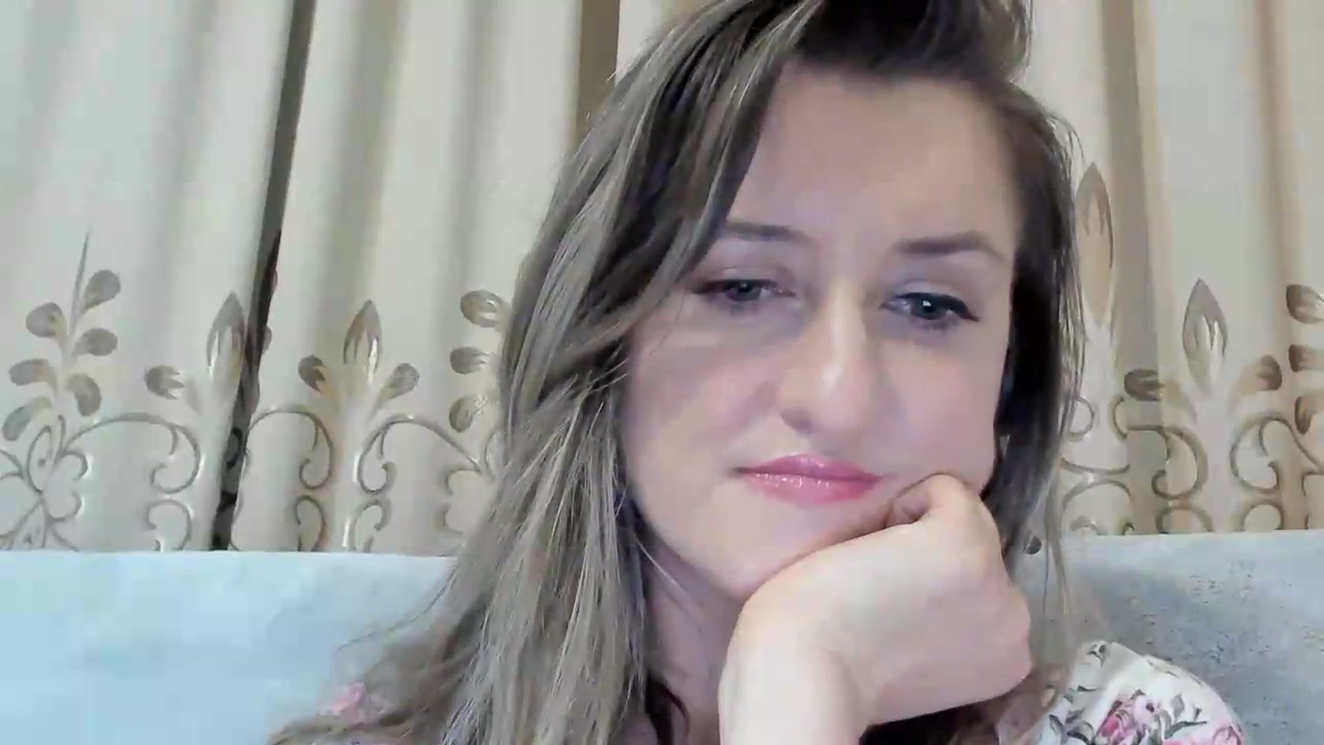 Gallery image thumbnail from BestDream's myfreecams stream on, 06/26/2026, 24:51 image 16 of 20