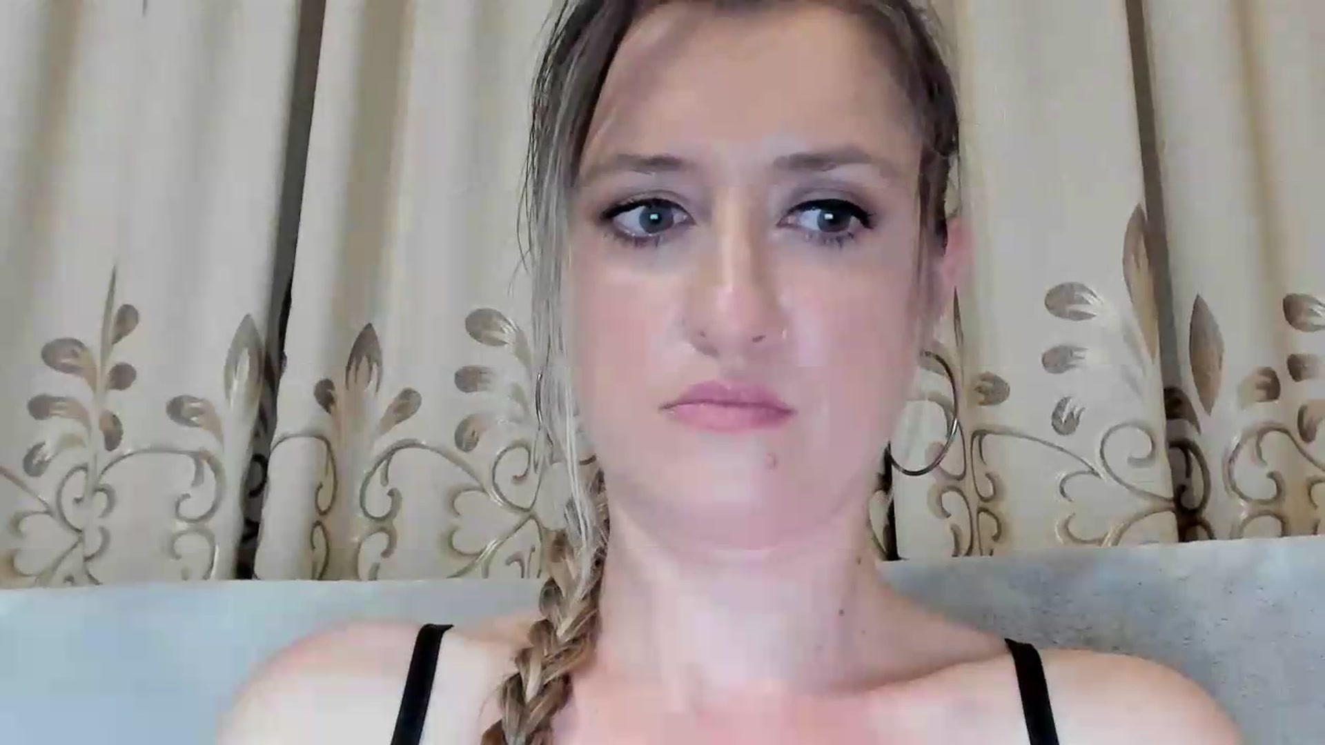 Gallery image thumbnail from BestDream's myfreecams stream on, 06/26/2026, 22:25 image 16 of 20