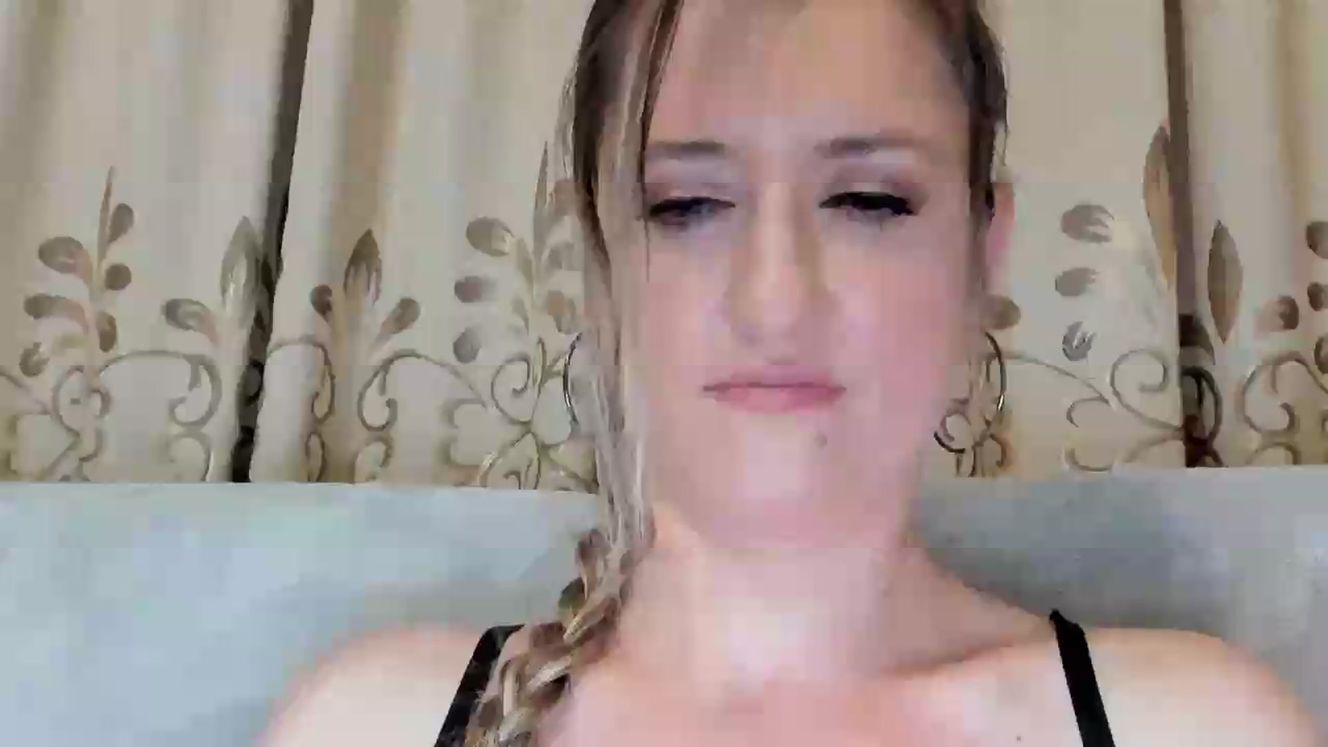 Gallery image thumbnail from BestDream's myfreecams stream on, 06/26/2026, 23:29 image 12 of 20