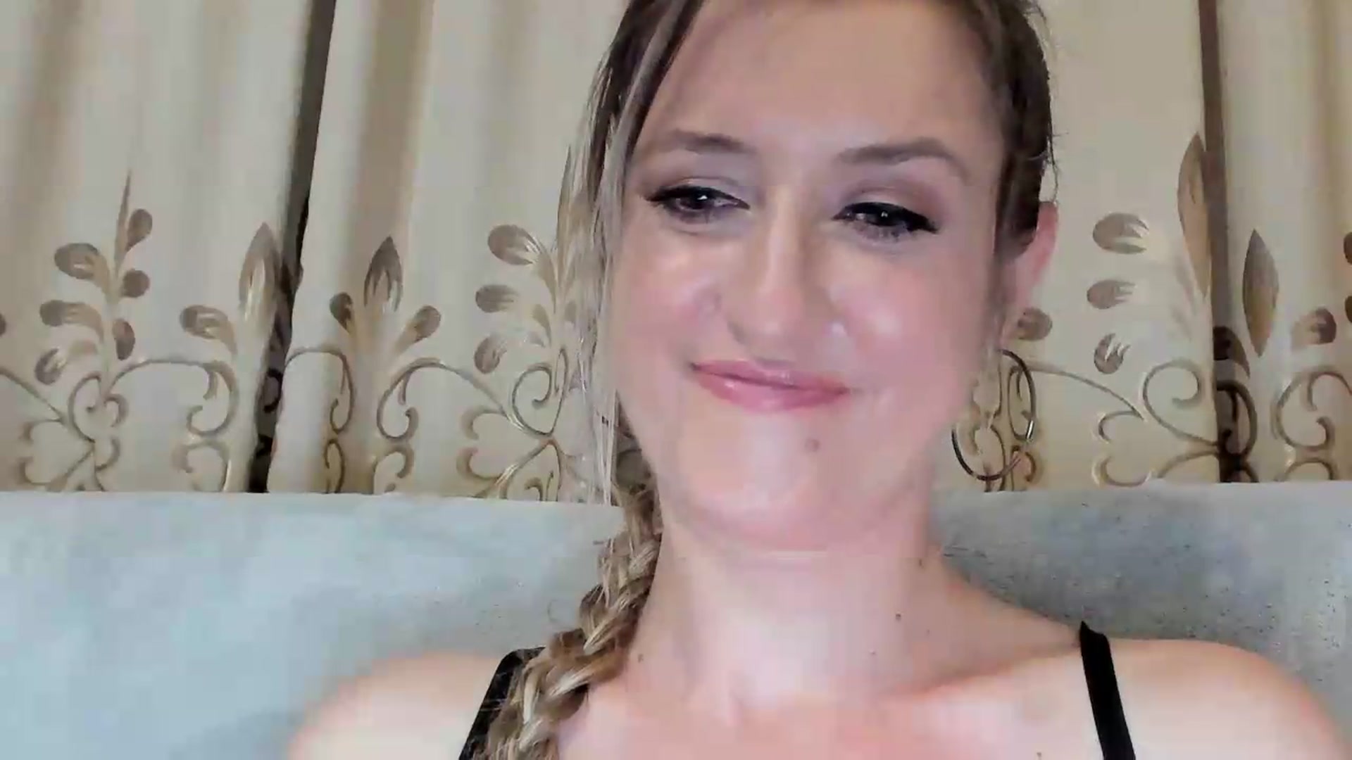 Gallery image thumbnail from BestDream's myfreecams stream on, 06/26/2026, 23:29 image 14 of 20