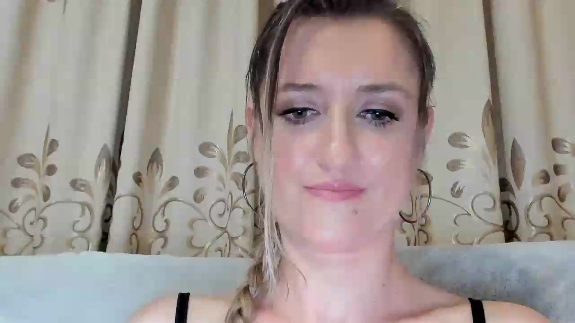 Gallery image thumbnail from BestDream's myfreecams stream on, 06/27/2026, 24:36 image 1 of 20