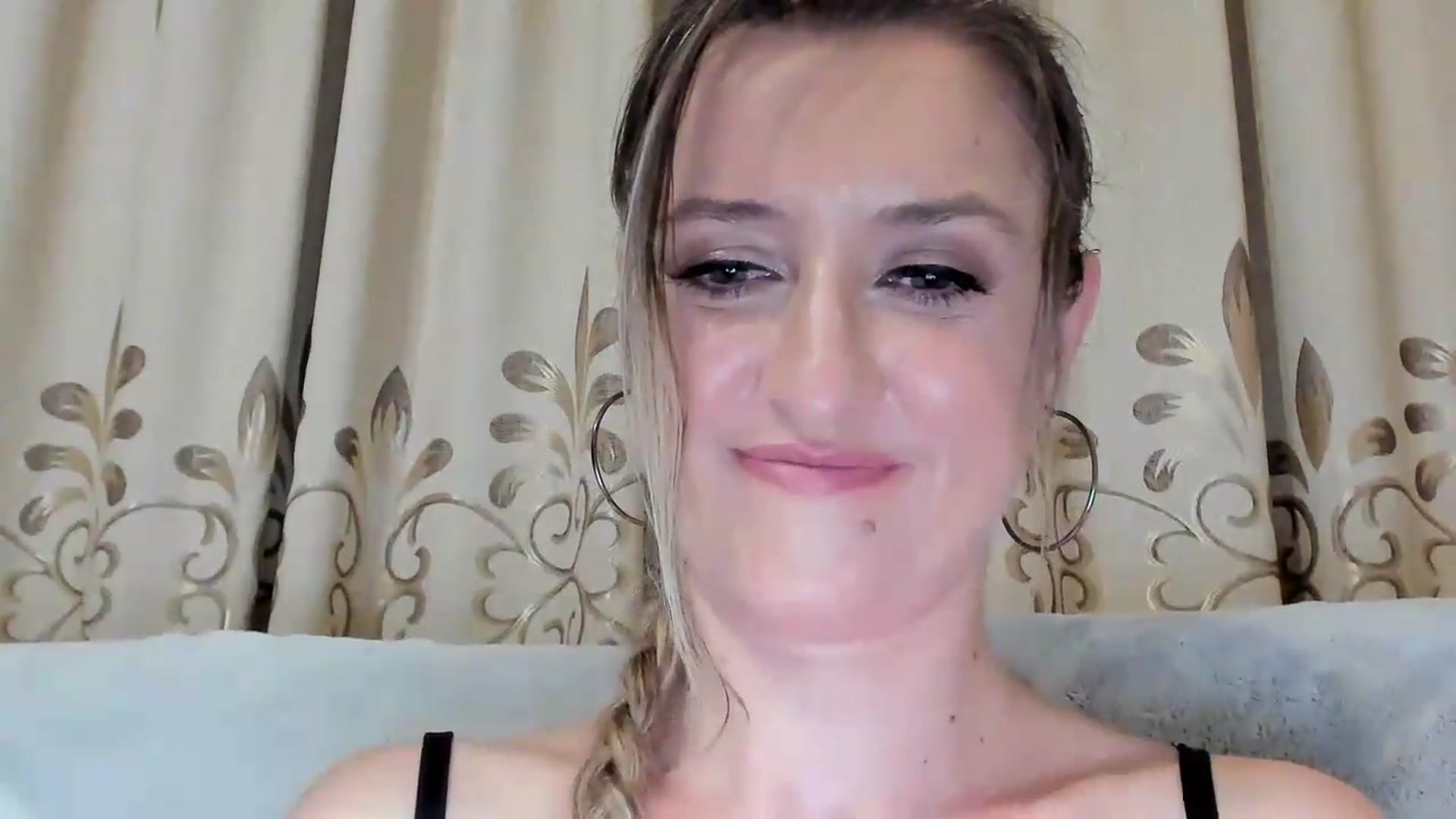 Gallery image thumbnail from BestDream's myfreecams stream on, 06/27/2026, 24:36 image 7 of 20