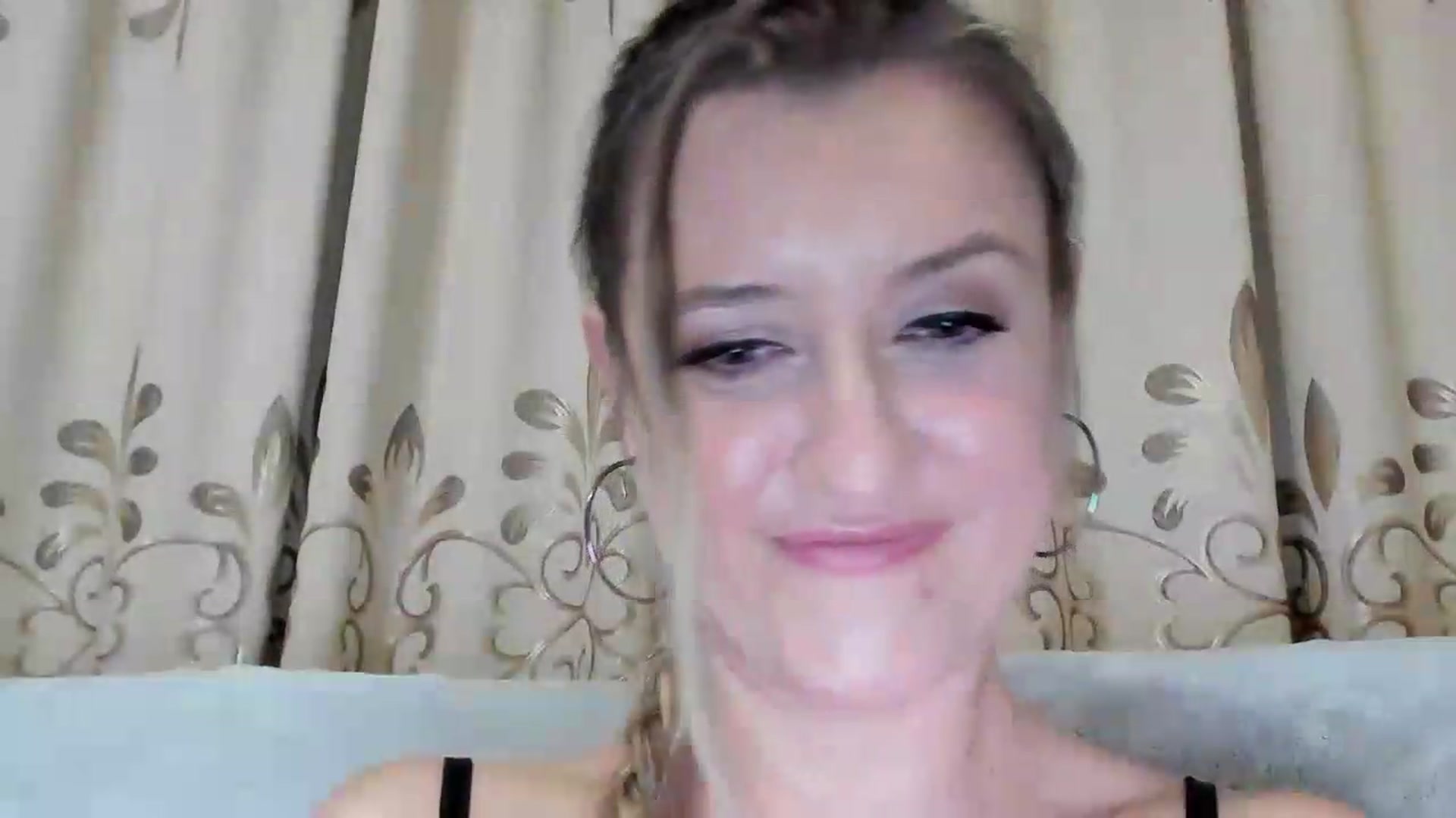Gallery image thumbnail from BestDream's myfreecams stream on, 06/27/2026, 24:36 image 5 of 20