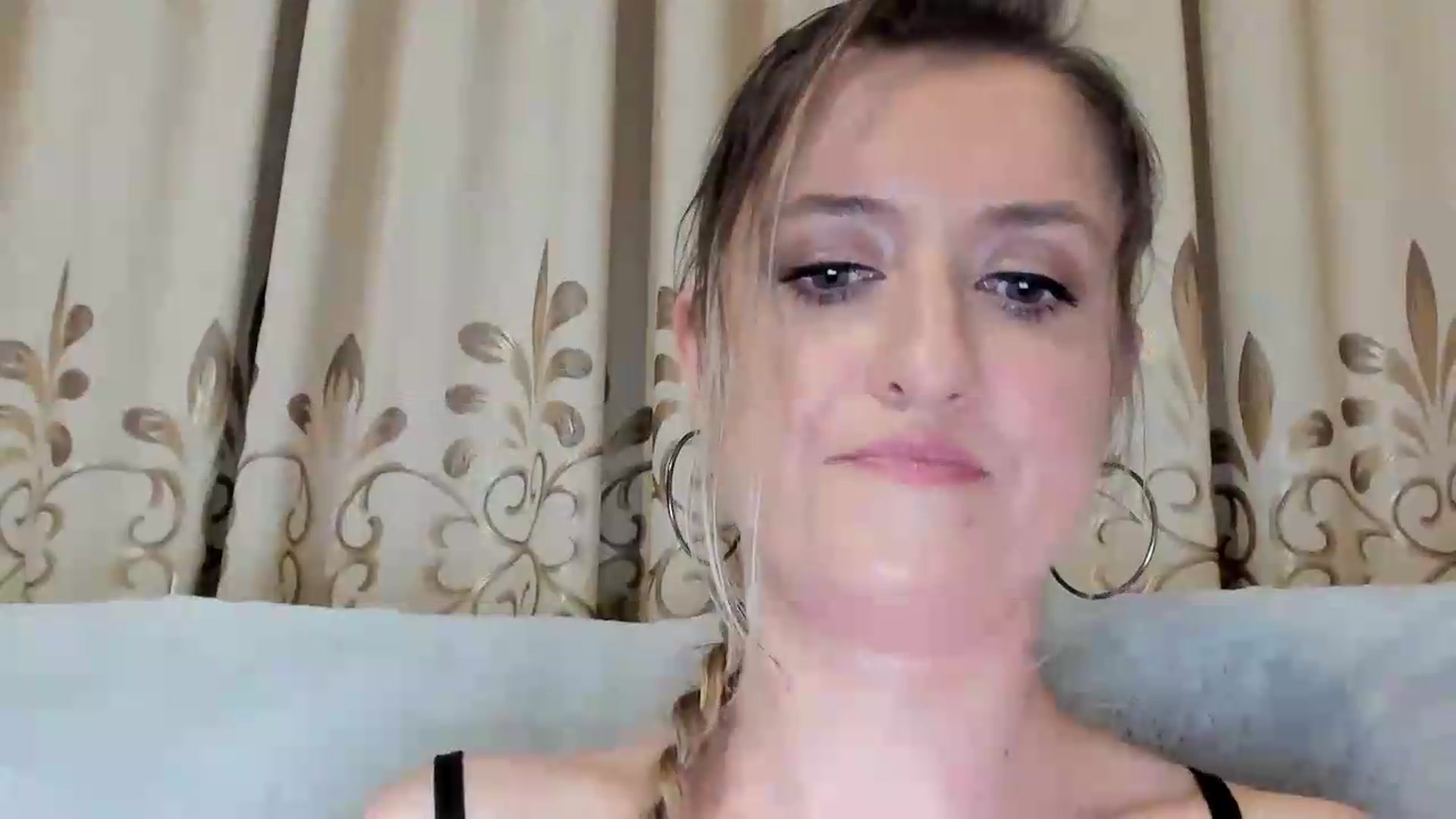 Gallery image thumbnail from BestDream's myfreecams stream on, 06/27/2026, 01:54 image 13 of 20