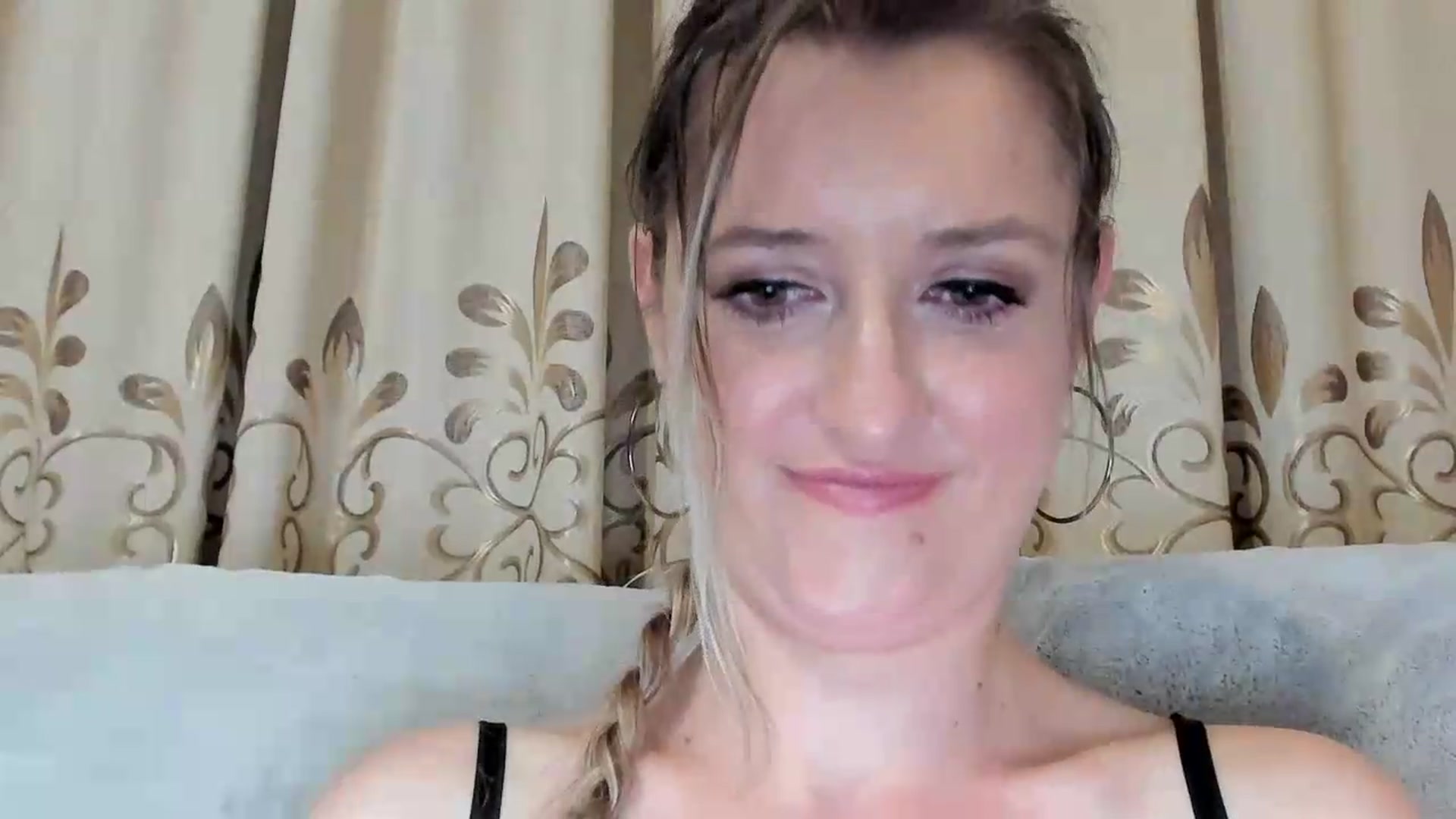 Gallery image thumbnail from BestDream's myfreecams stream on, 06/27/2026, 01:54 image 7 of 20