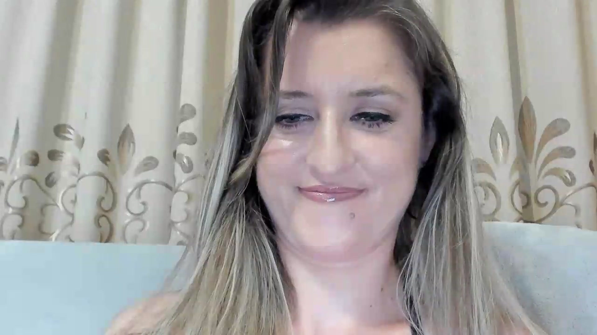 Gallery image thumbnail from BestDream's myfreecams stream on, 06/27/2026, 23:03 image 11 of 20