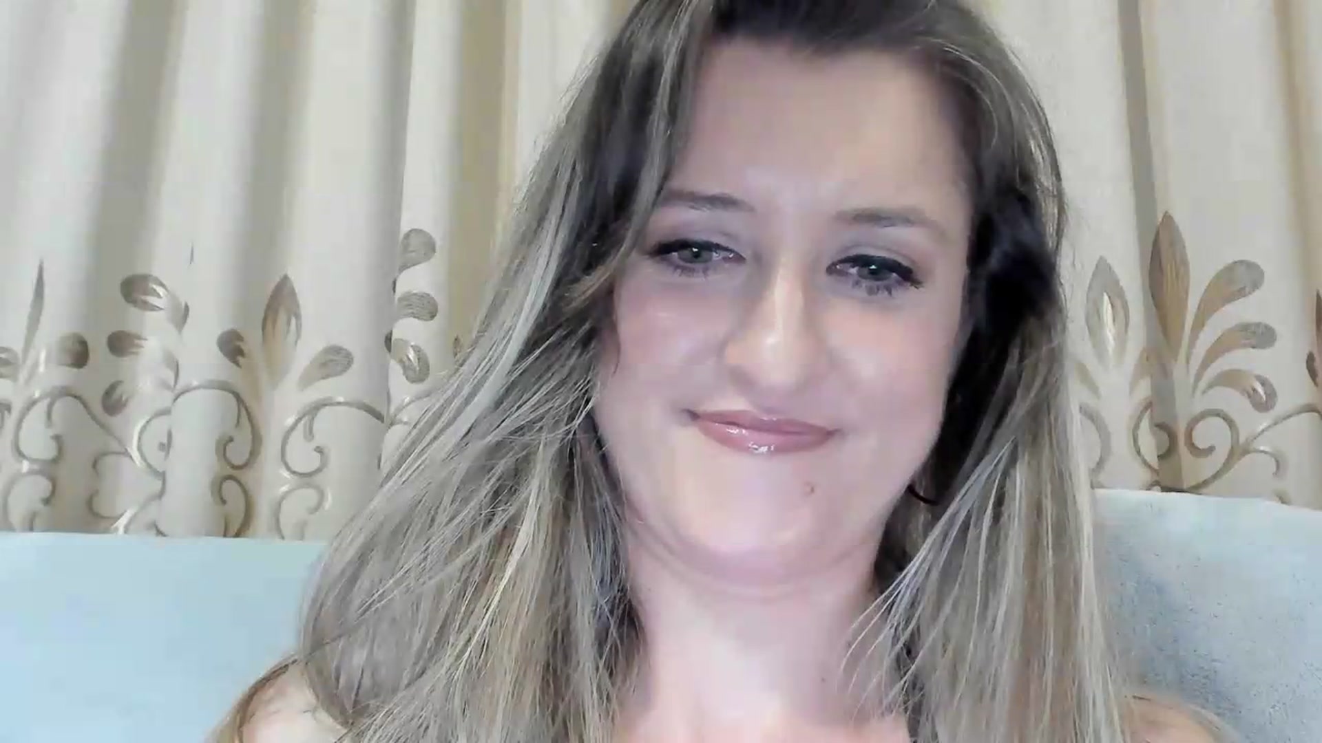 Gallery image thumbnail from BestDream's myfreecams stream on, 06/27/2026, 23:03 image 12 of 20