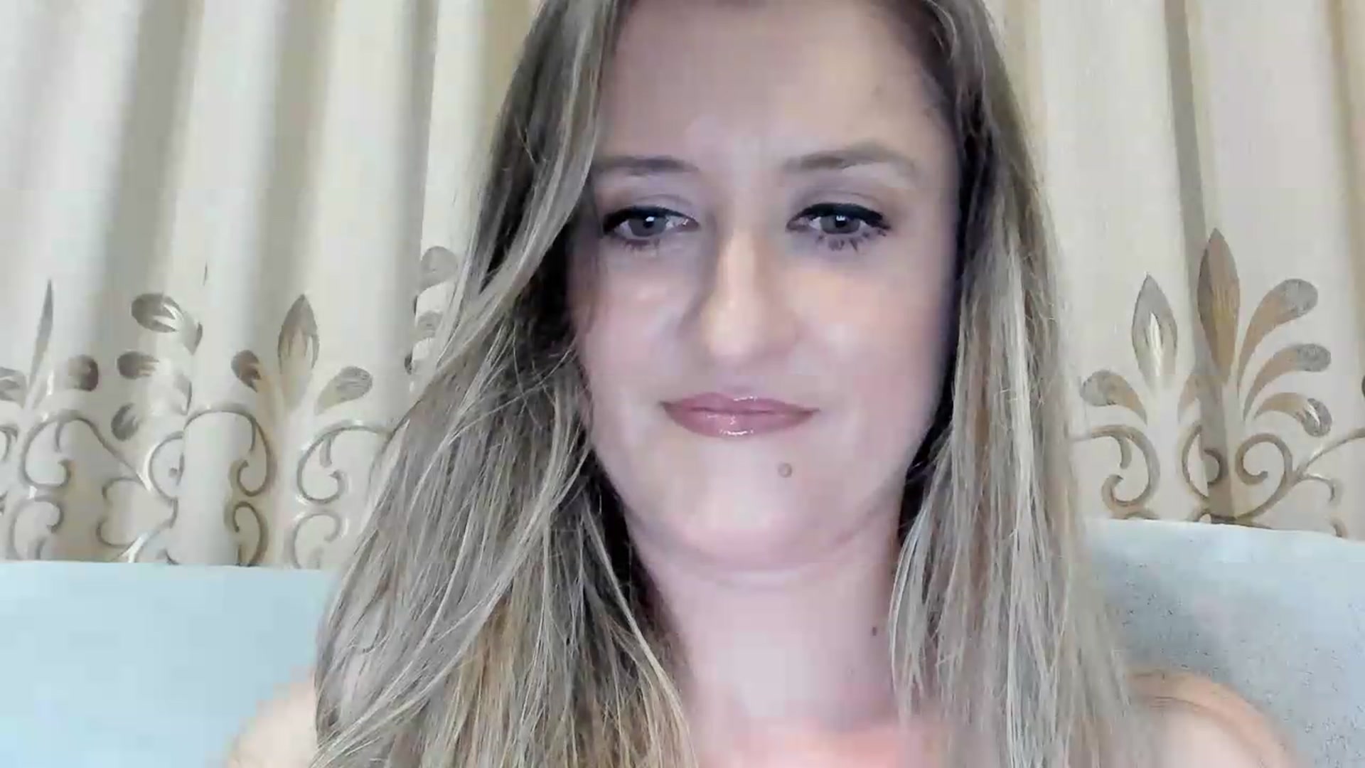Gallery image thumbnail from BestDream's myfreecams stream on, 06/27/2026, 23:03 image 4 of 20