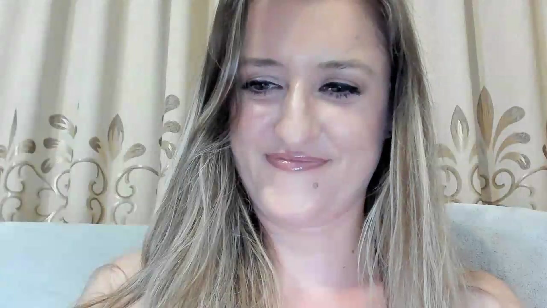 Gallery image thumbnail from BestDream's myfreecams stream on, 06/27/2026, 23:03 image 5 of 20