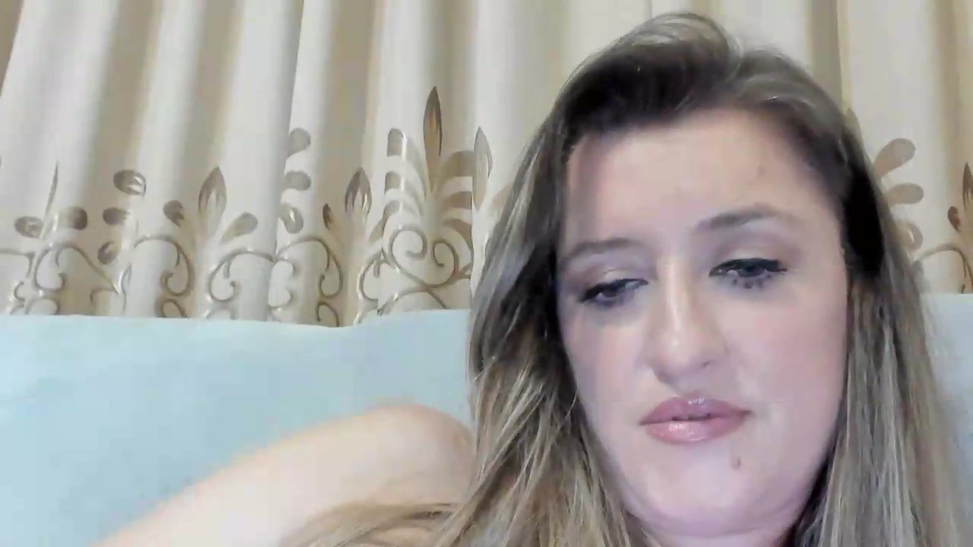 Gallery image thumbnail from BestDream's myfreecams stream on, 06/28/2026, 02:35 image 11 of 20