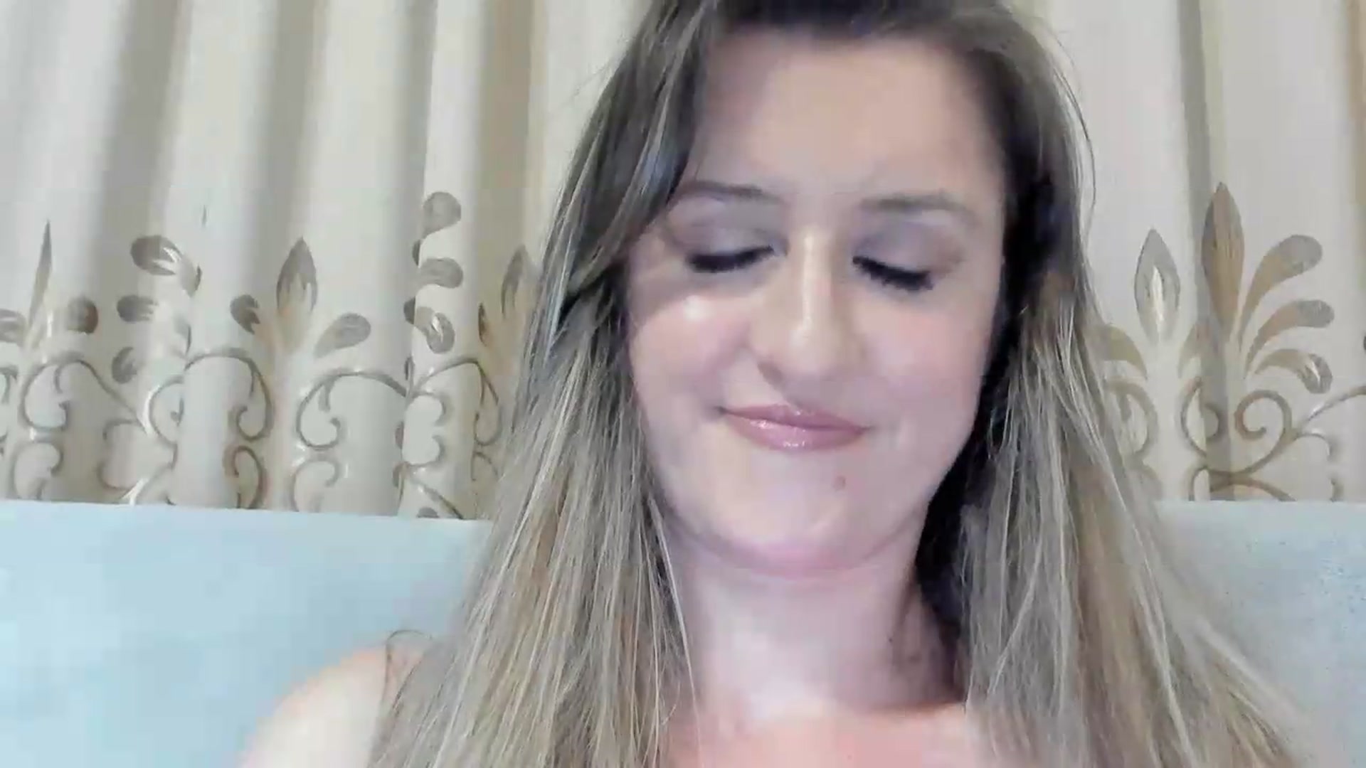 Gallery image thumbnail from BestDream's myfreecams stream on, 06/28/2026, 02:35 image 19 of 20