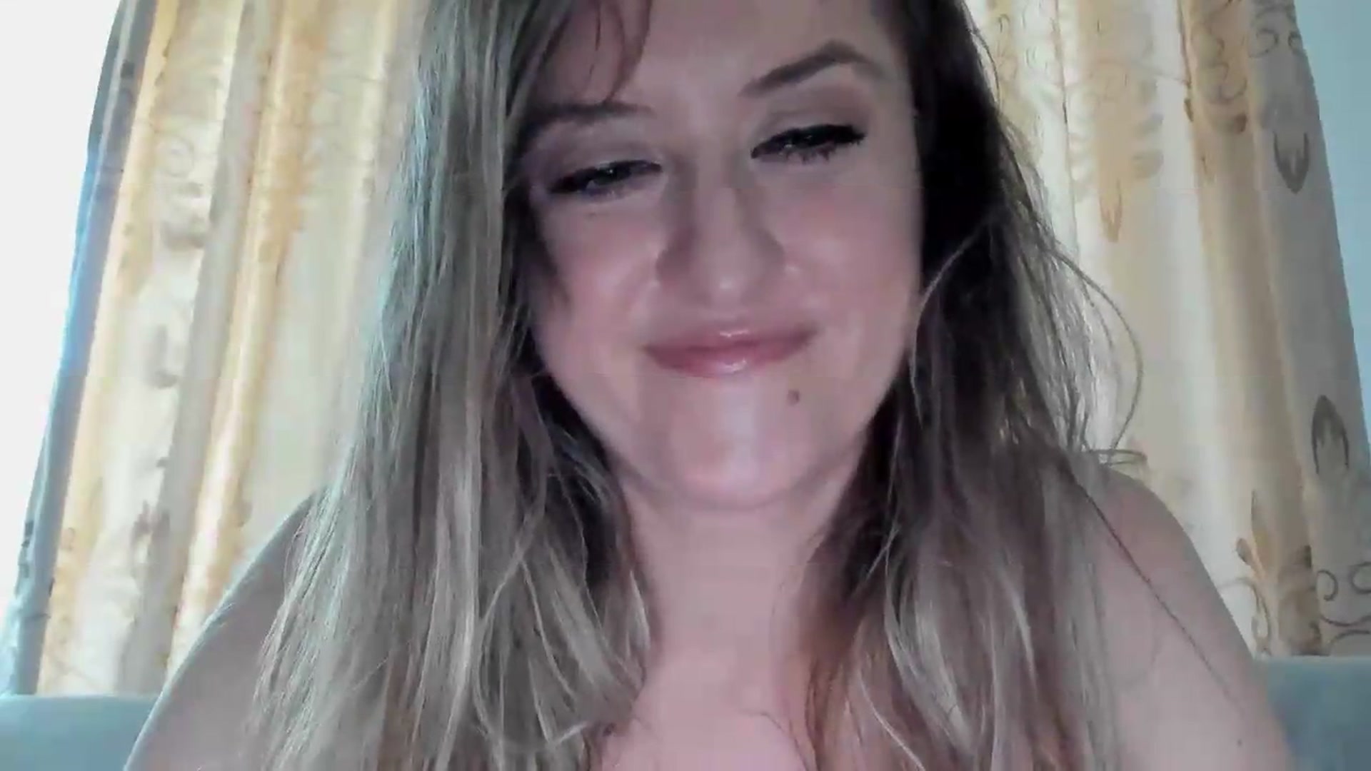 Gallery image thumbnail from BestDream's myfreecams stream on, 06/28/2026, 10:16 image 4 of 20
