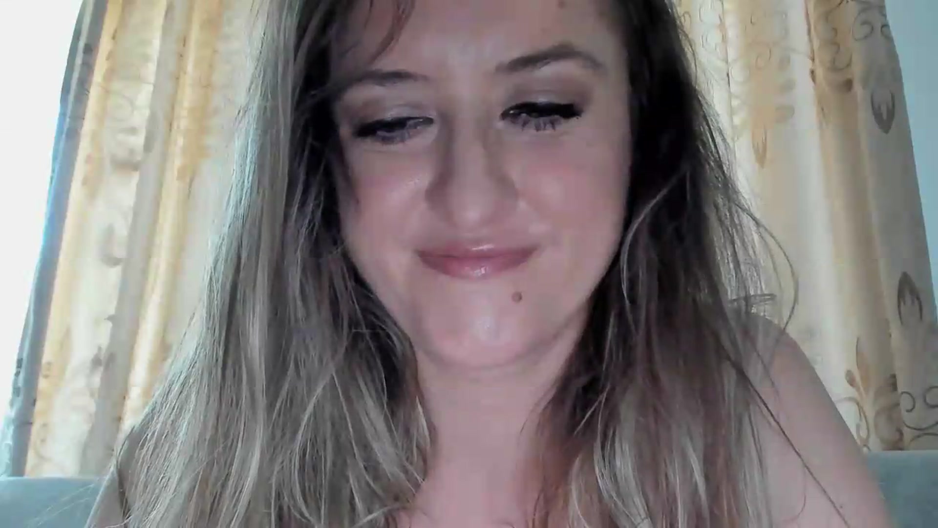 Gallery image thumbnail from BestDream's myfreecams stream on, 06/28/2026, 10:16 image 2 of 20