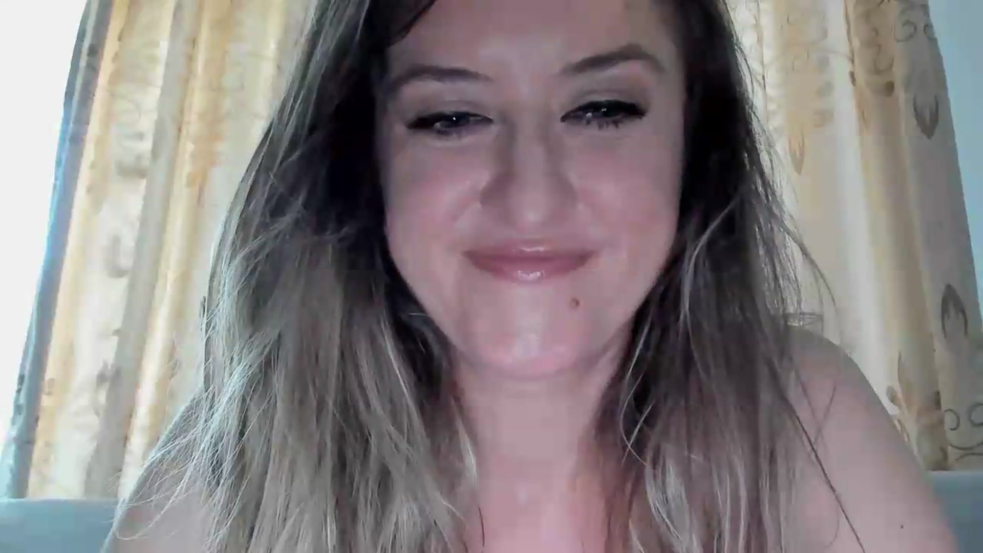 Gallery image thumbnail from BestDream's myfreecams stream on, 06/28/2026, 10:16 image 7 of 20