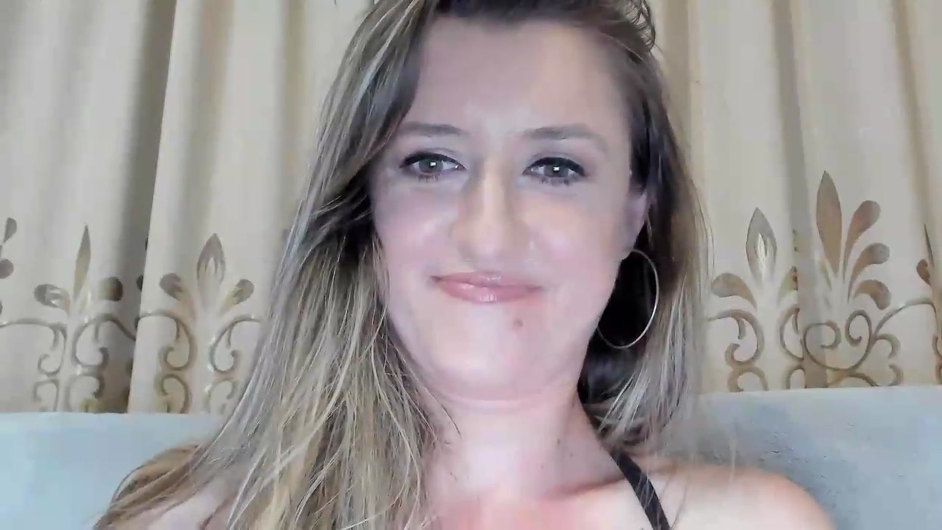 Gallery image thumbnail from BestDream's myfreecams stream on, 06/28/2026, 22:24 image 16 of 20