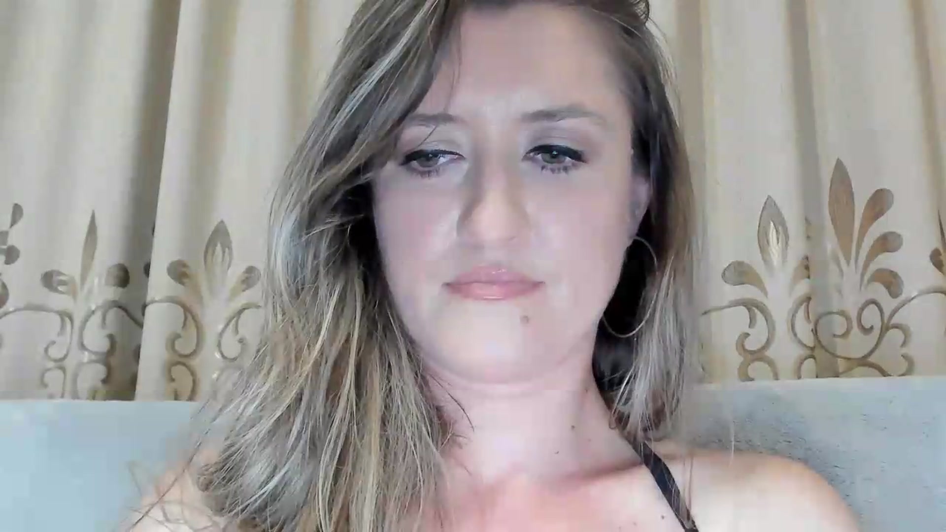 Gallery image thumbnail from BestDream's myfreecams stream on, 06/28/2026, 22:24 image 14 of 20