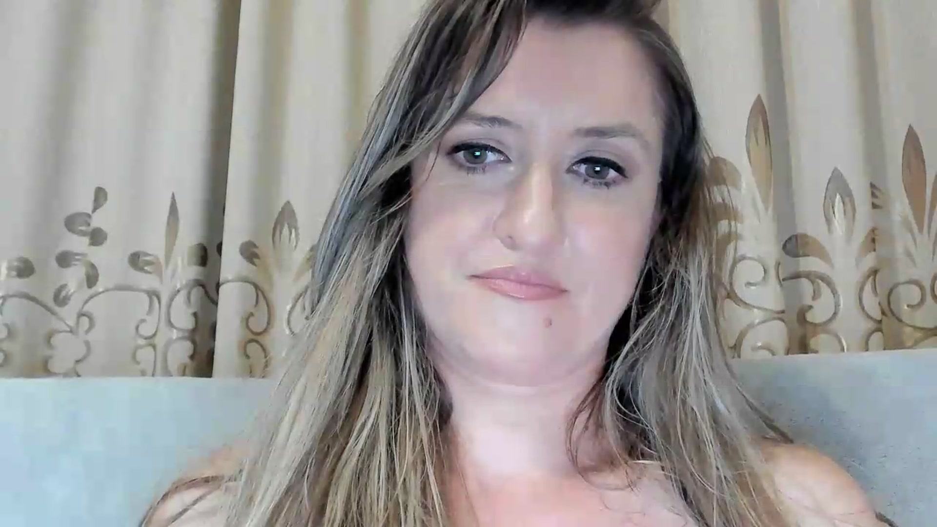 Gallery image thumbnail from BestDream's myfreecams stream on, 06/29/2026, 01:30 image 7 of 20