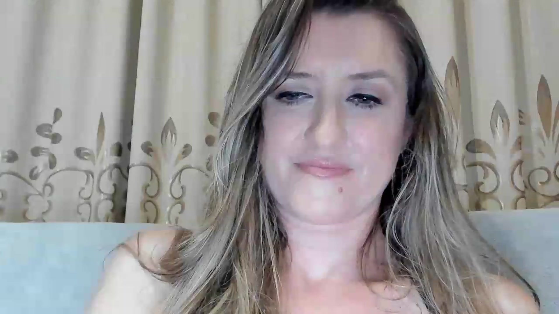 Gallery image thumbnail from BestDream's myfreecams stream on, 06/29/2026, 01:30 image 18 of 20