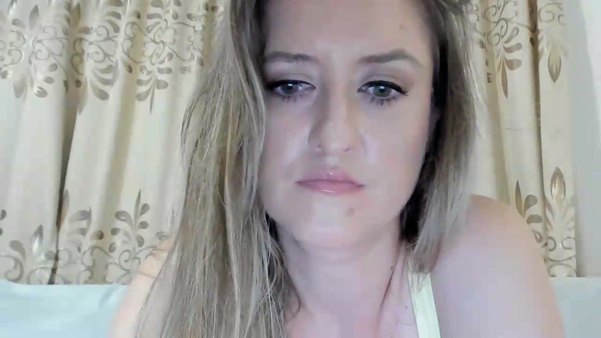Gallery image thumbnail from BestDream's myfreecams stream on, 06/29/2026, 21:18 image 16 of 20