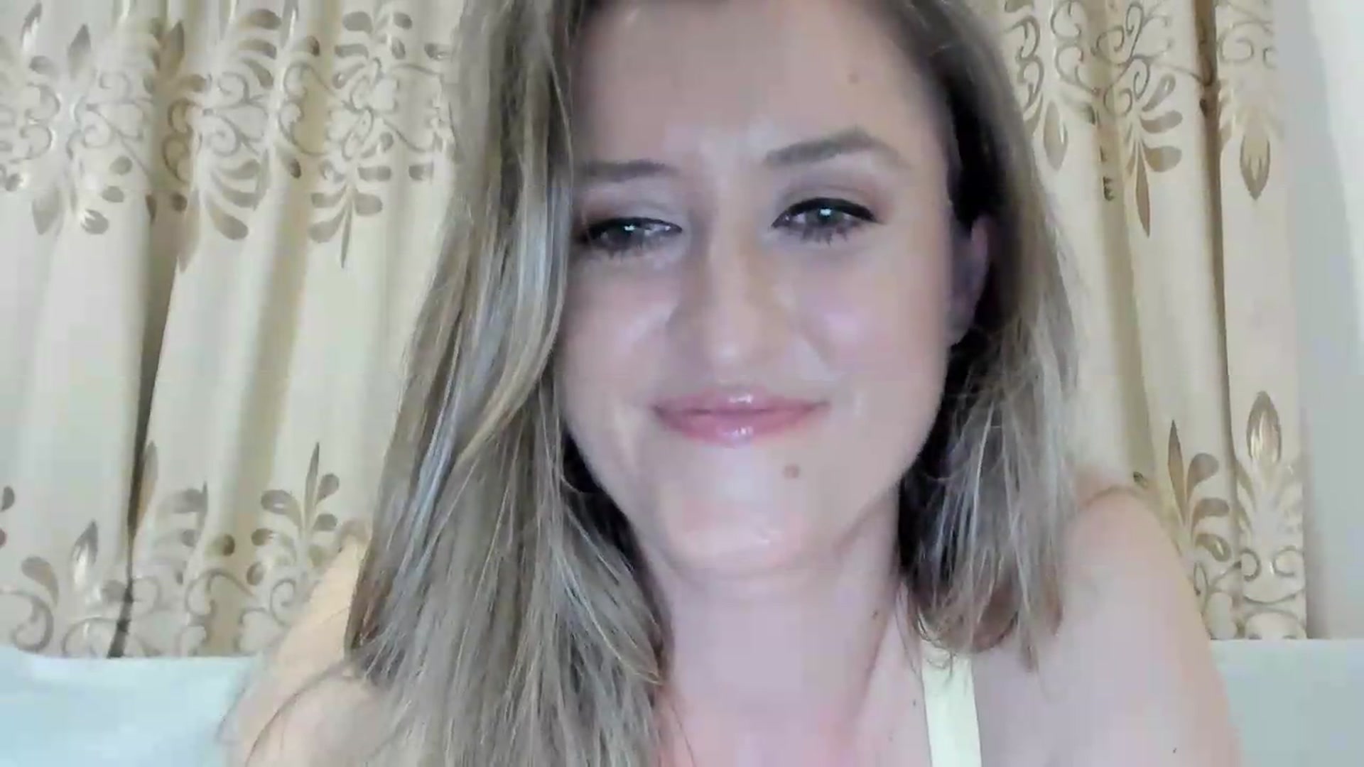 Gallery image thumbnail from BestDream's myfreecams stream on, 06/29/2026, 21:18 image 6 of 20