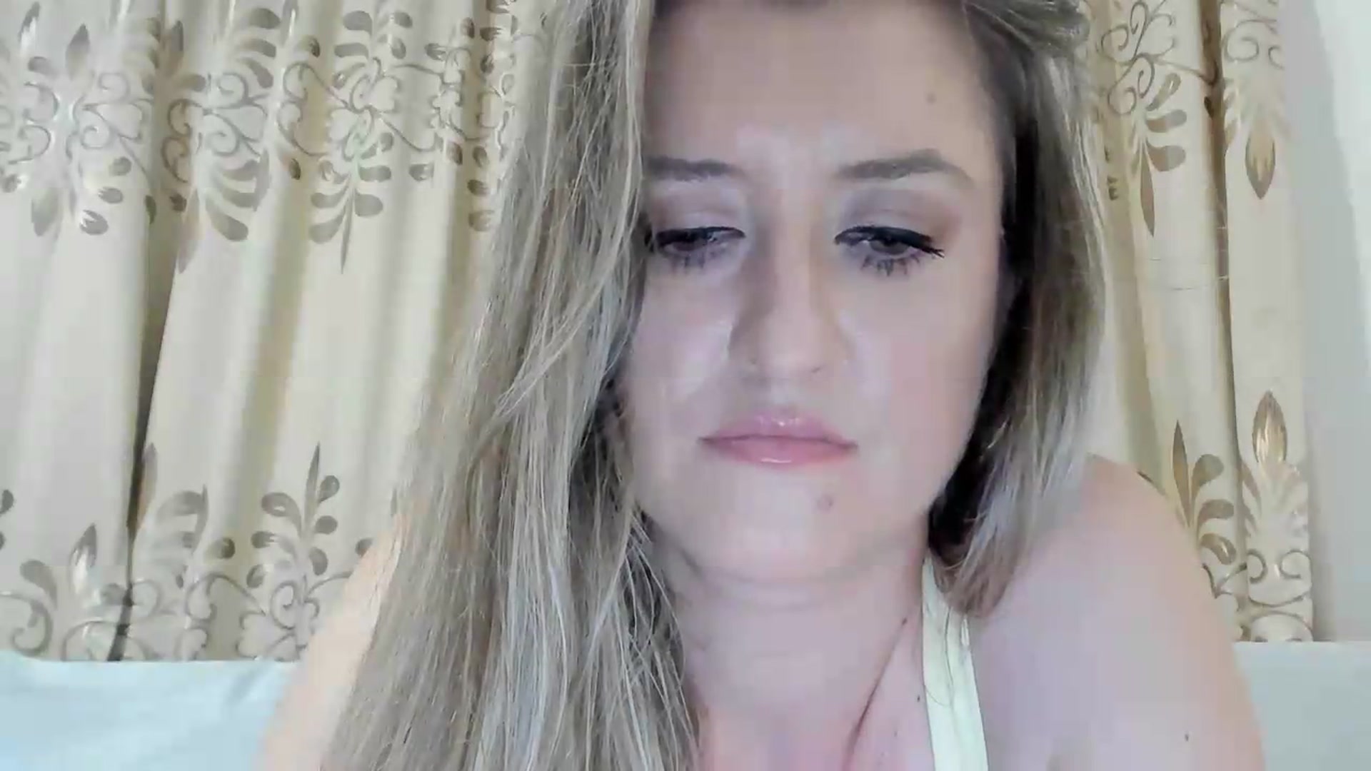 Gallery image thumbnail from BestDream's myfreecams stream on, 06/29/2026, 21:18 image 13 of 20