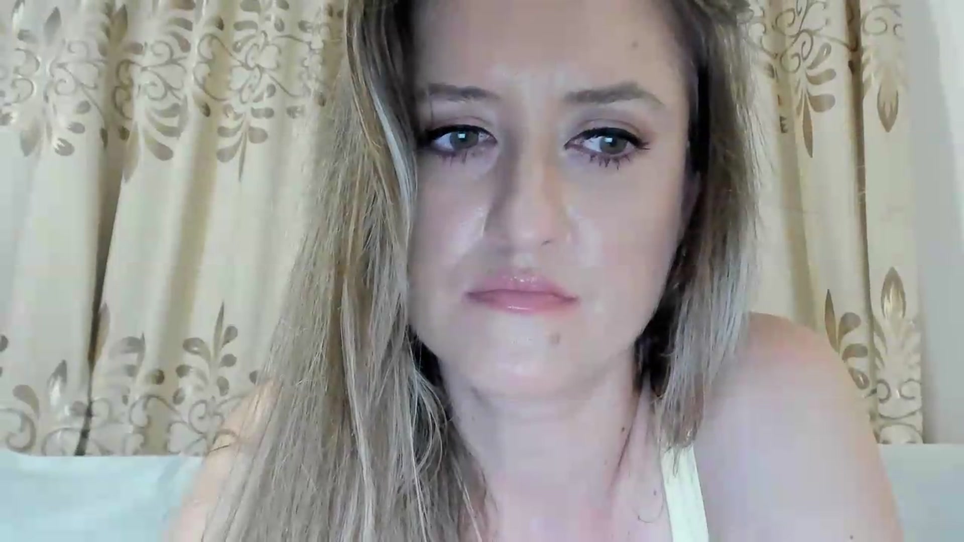 Gallery image thumbnail from BestDream's myfreecams stream on, 06/29/2026, 21:18 image 18 of 20