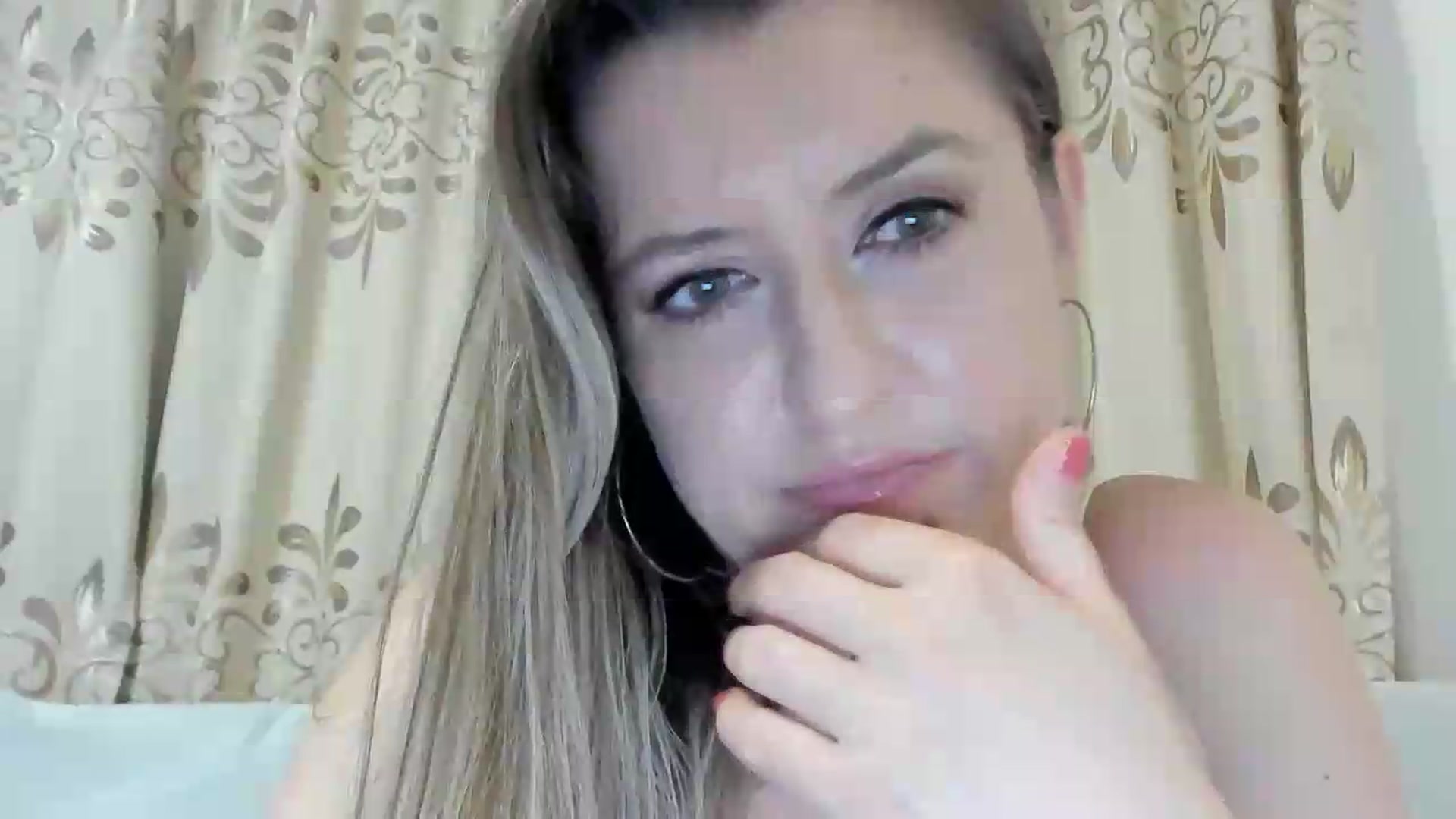 Gallery image thumbnail from BestDream's myfreecams stream on, 06/29/2026, 21:36 image 13 of 20