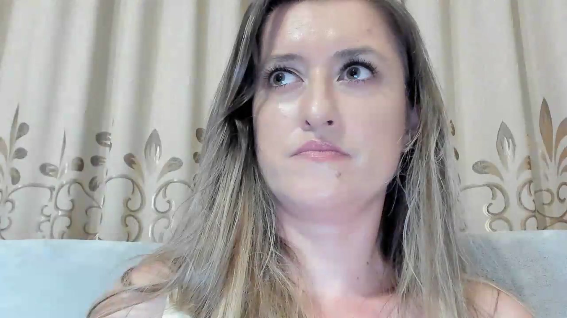 Gallery image thumbnail from BestDream's myfreecams stream on, 06/29/2026, 23:32 image 17 of 20
