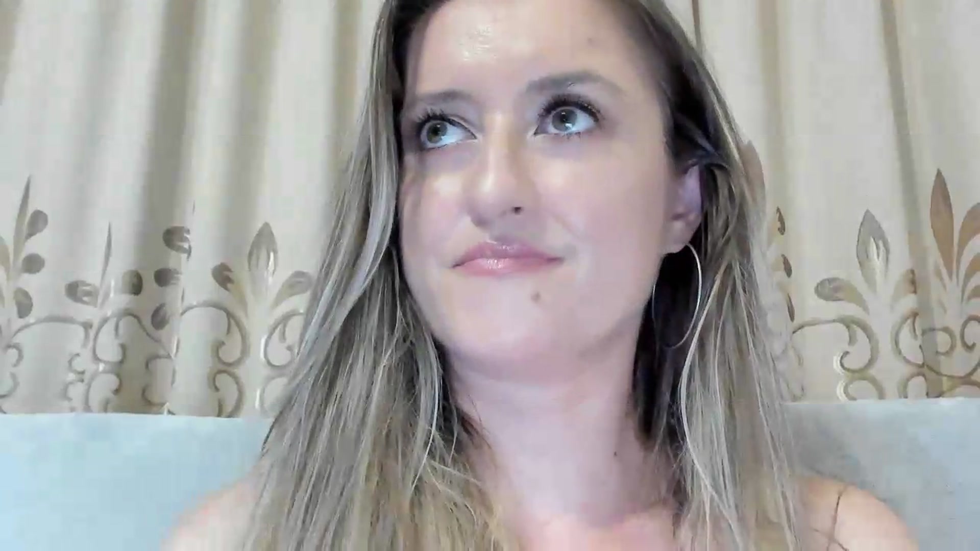 Gallery image thumbnail from BestDream's myfreecams stream on, 06/29/2026, 23:51 image 14 of 20