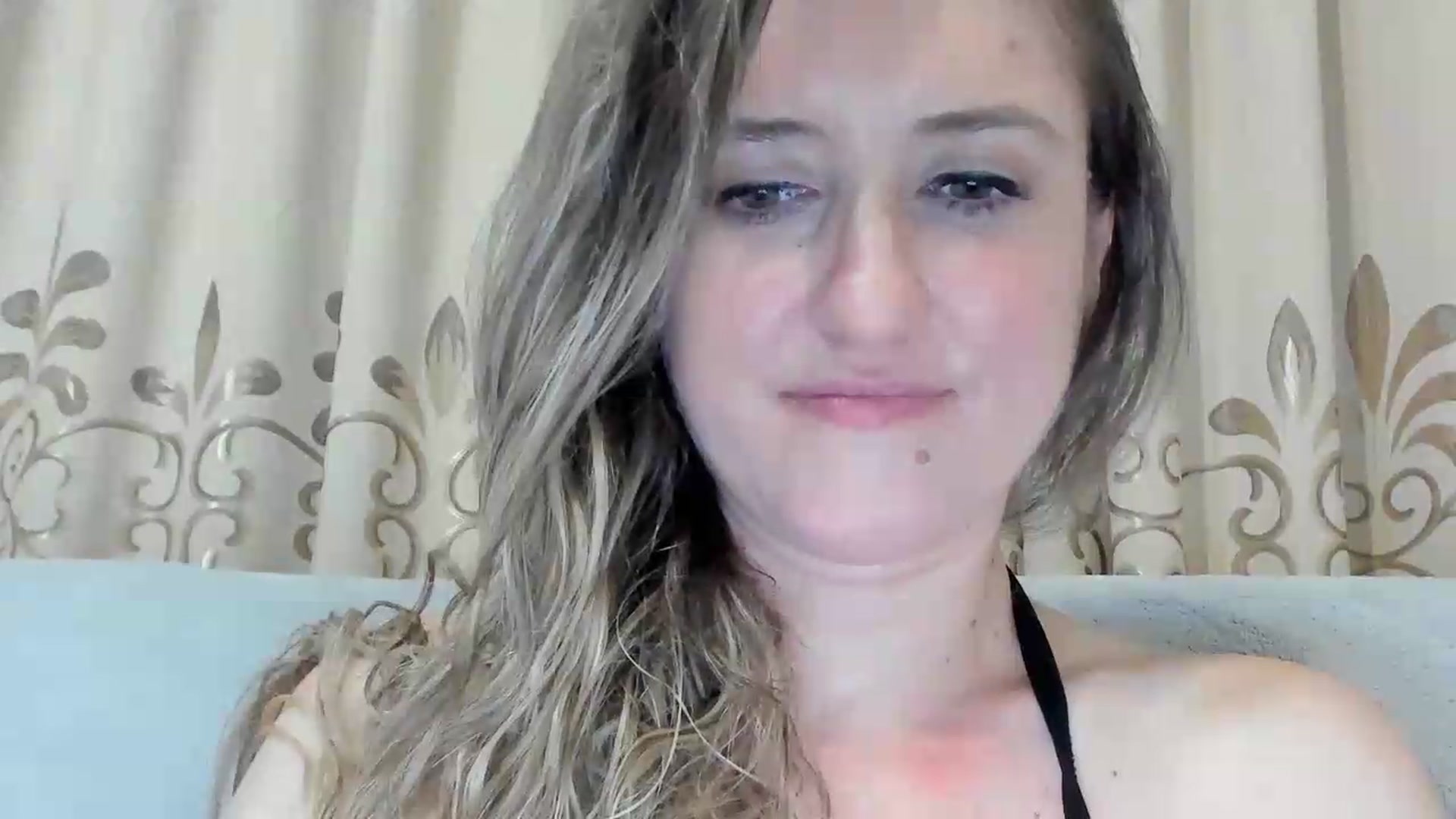 Gallery image thumbnail from BestDream's myfreecams stream on, 07/01/2026, 21:14 image 10 of 20