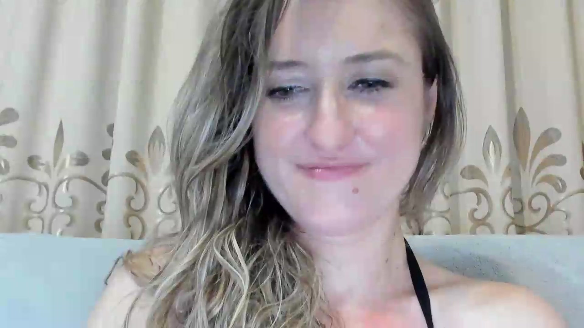 Gallery image thumbnail from BestDream's myfreecams stream on, 07/01/2026, 21:14 image 11 of 20