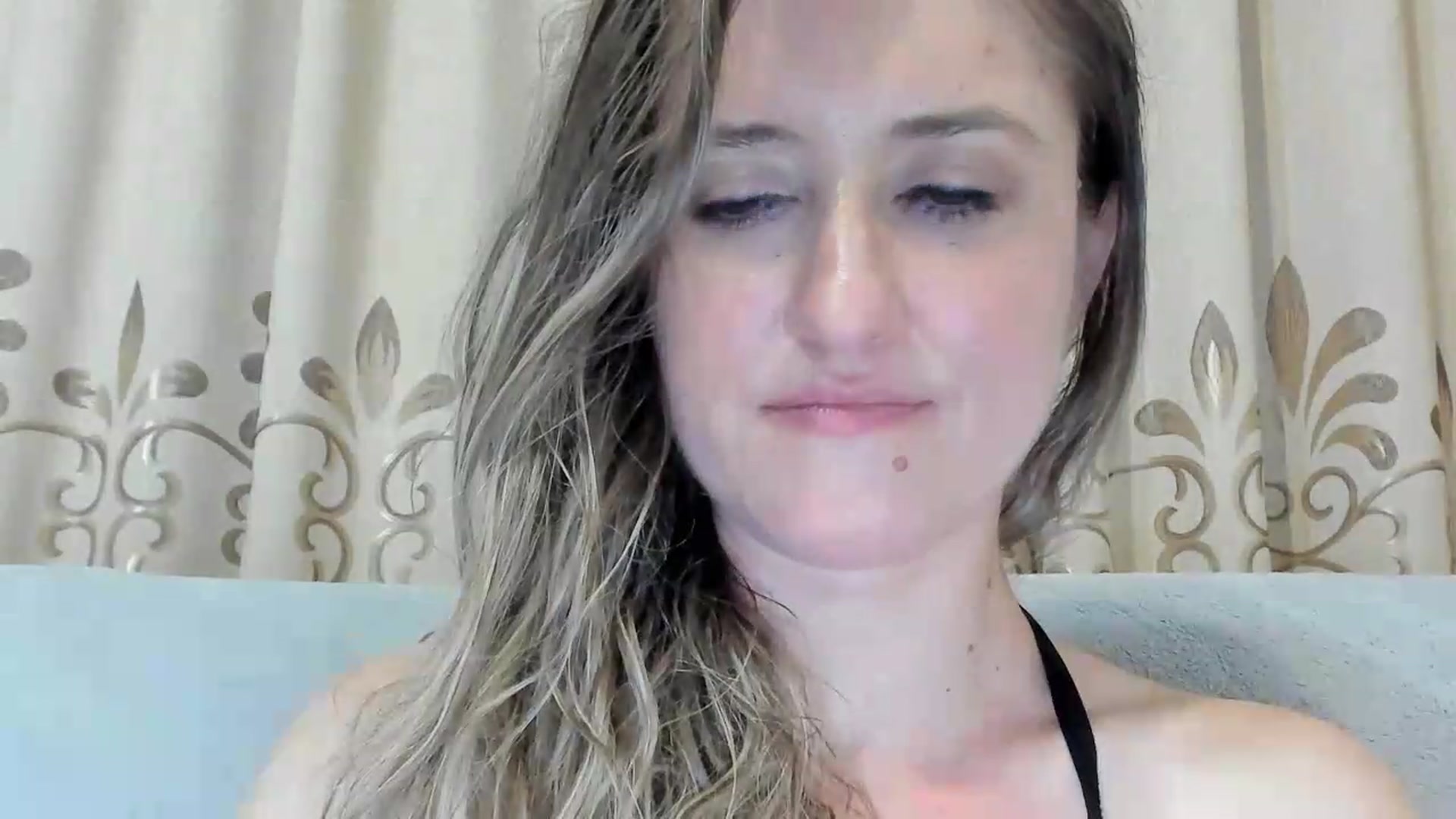 Gallery image thumbnail from BestDream's myfreecams stream on, 07/01/2026, 21:14 image 15 of 20