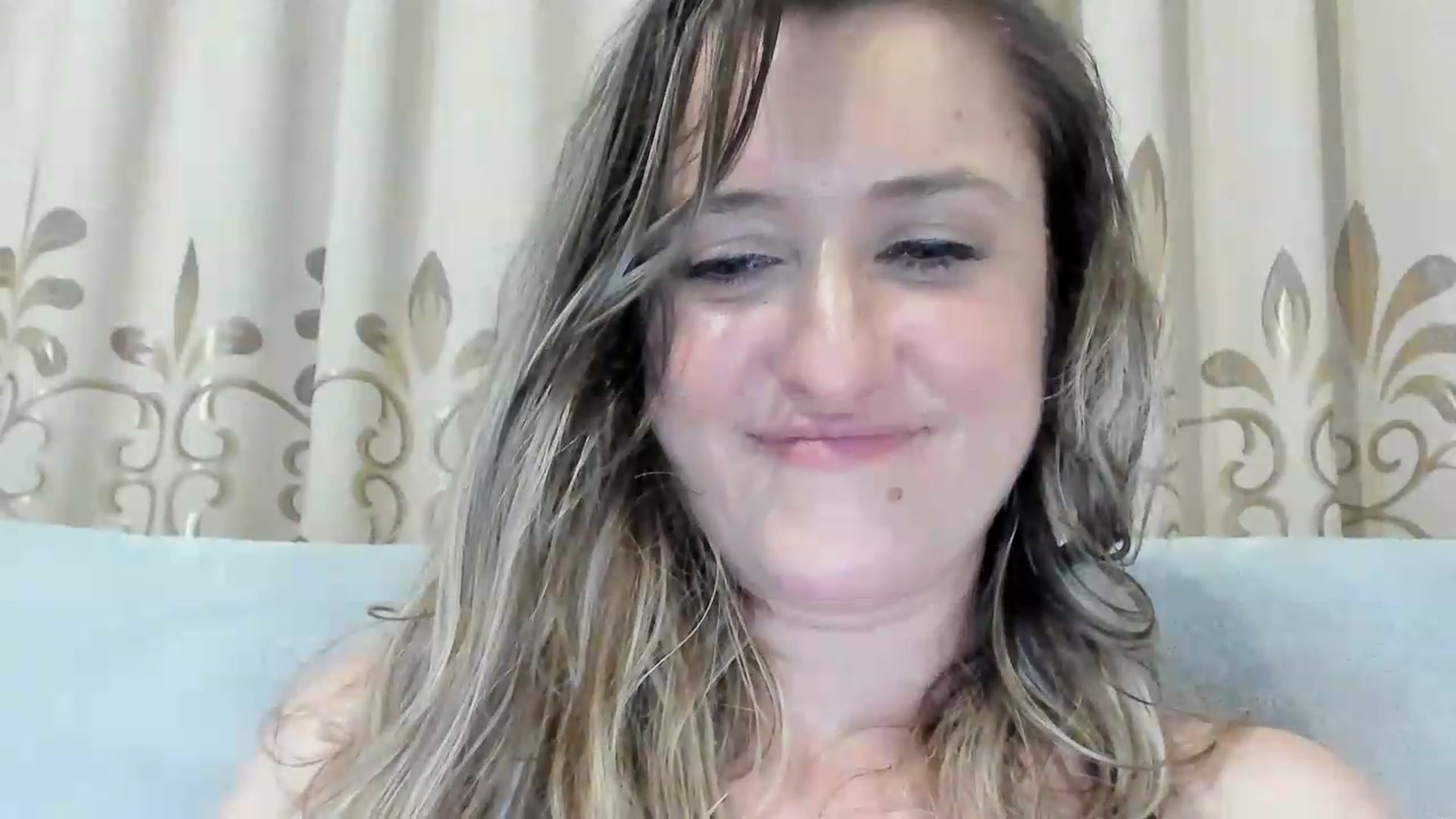 Gallery image thumbnail from BestDream's myfreecams stream on, 07/01/2026, 23:20 image 16 of 20