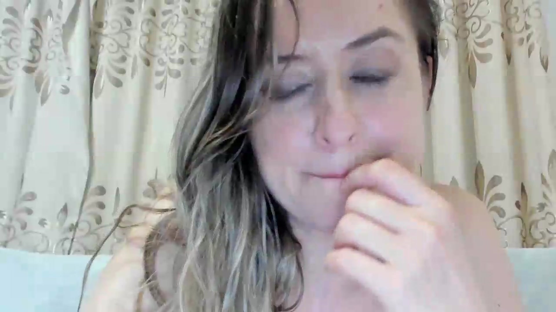 Gallery image thumbnail from BestDream's myfreecams stream on, 07/01/2026, 23:20 image 3 of 20