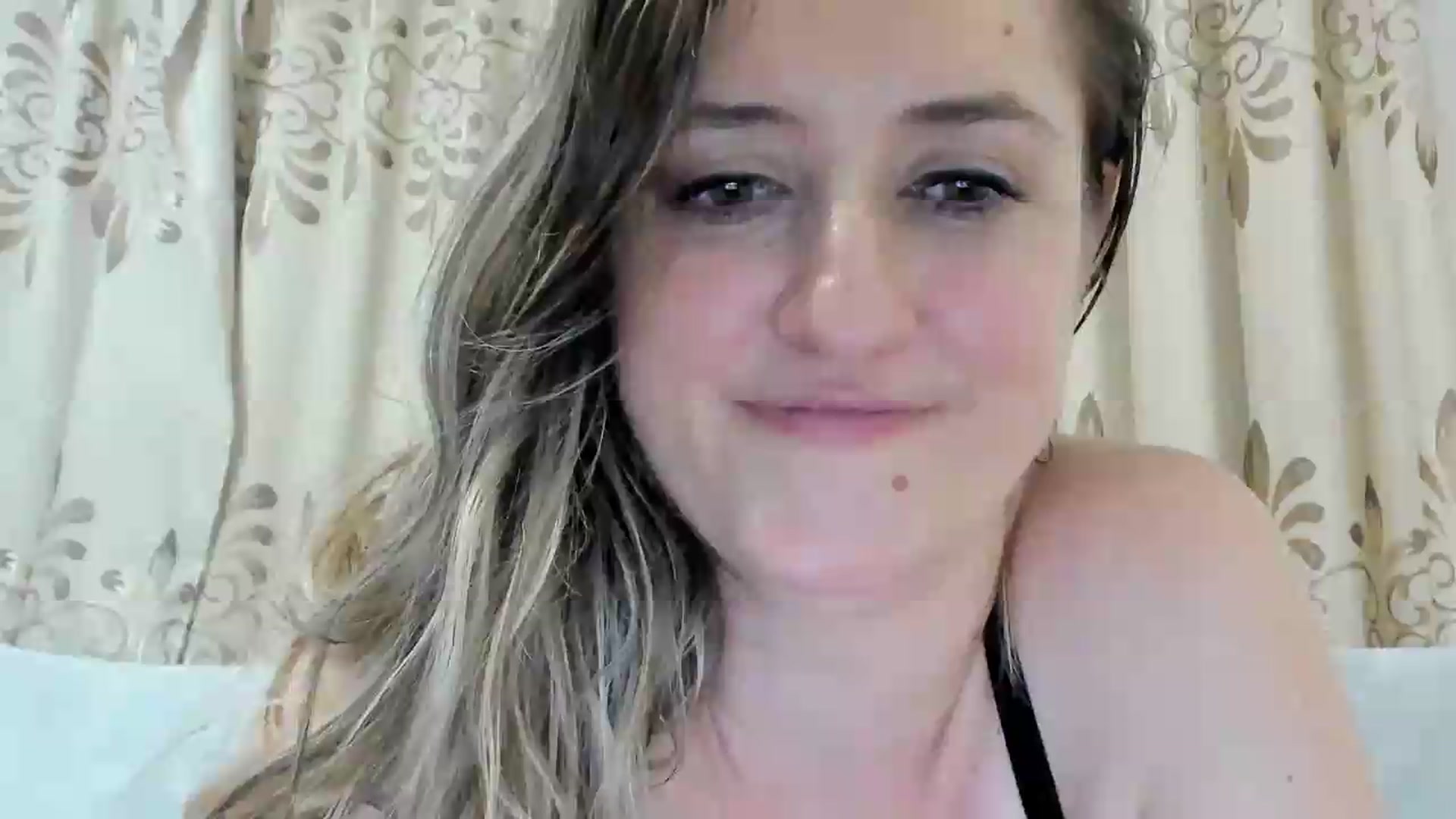 Gallery image thumbnail from BestDream's myfreecams stream on, 07/01/2026, 23:20 image 1 of 20