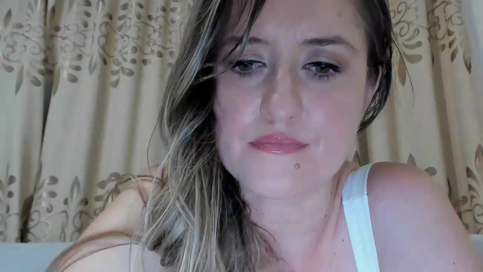 Gallery image thumbnail from BestDream's myfreecams stream on, 07/02/2026, 22:09 image 14 of 20