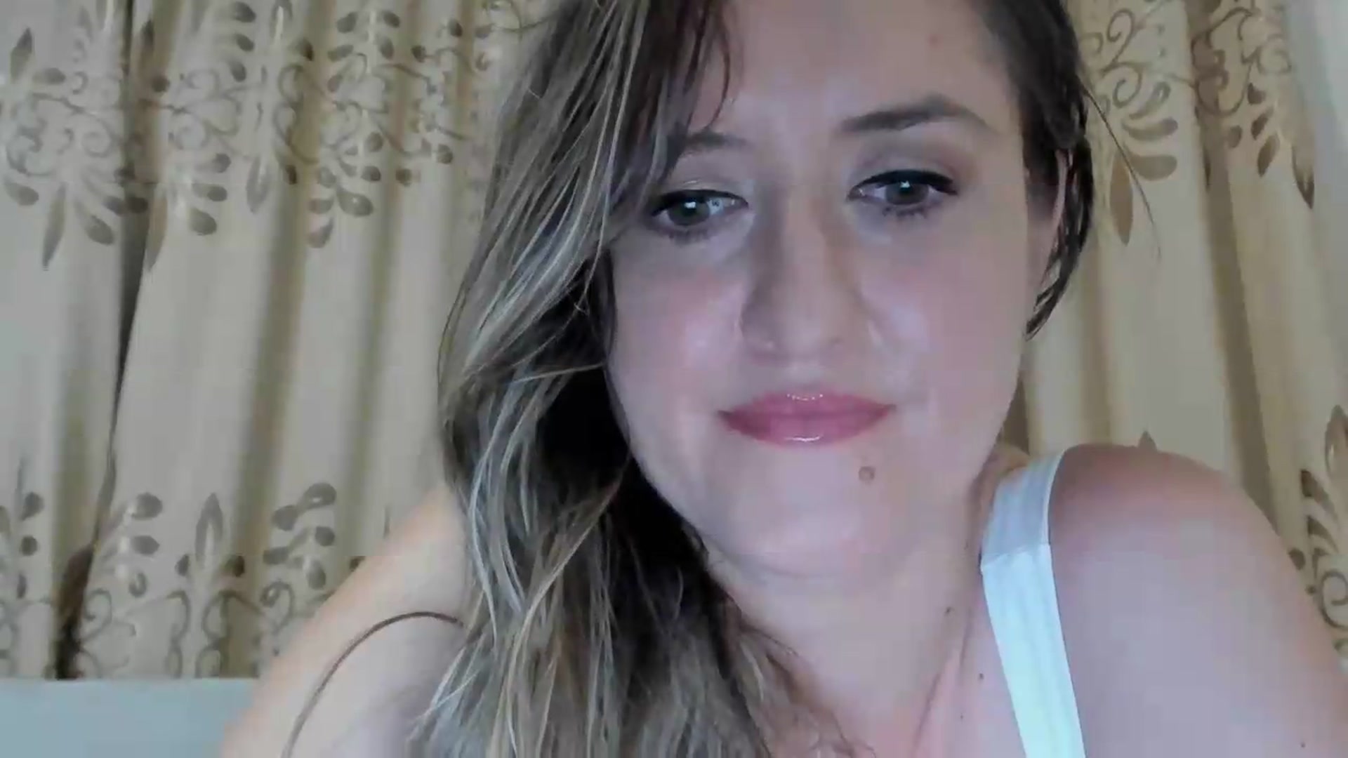 Gallery image thumbnail from BestDream's myfreecams stream on, 07/02/2026, 22:09 image 7 of 20