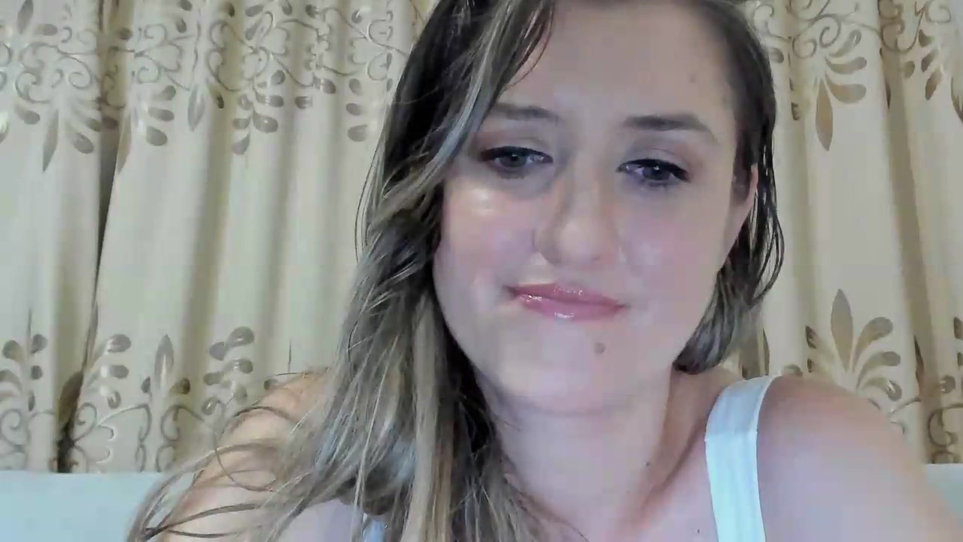 Gallery image thumbnail from BestDream's myfreecams stream on, 07/02/2026, 23:10 image 9 of 20