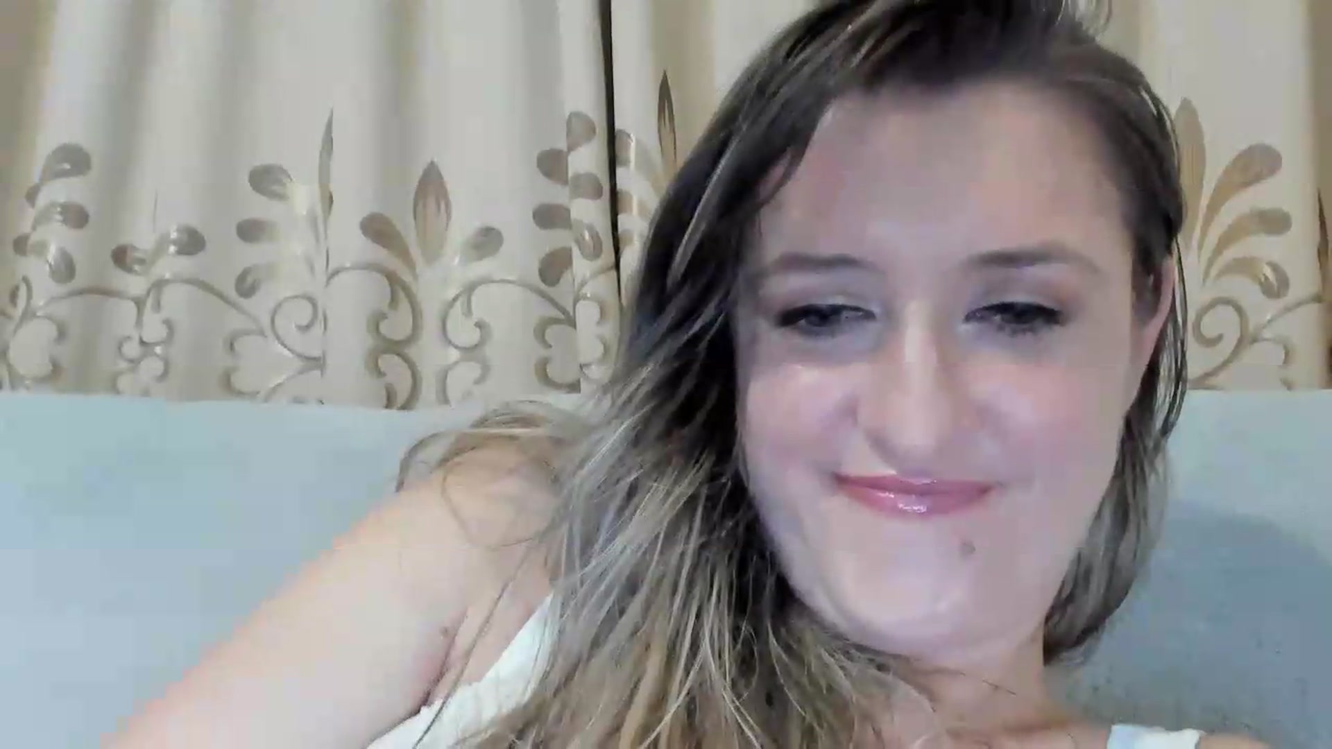 Gallery image thumbnail from BestDream's myfreecams stream on, 07/02/2026, 23:10 image 16 of 20