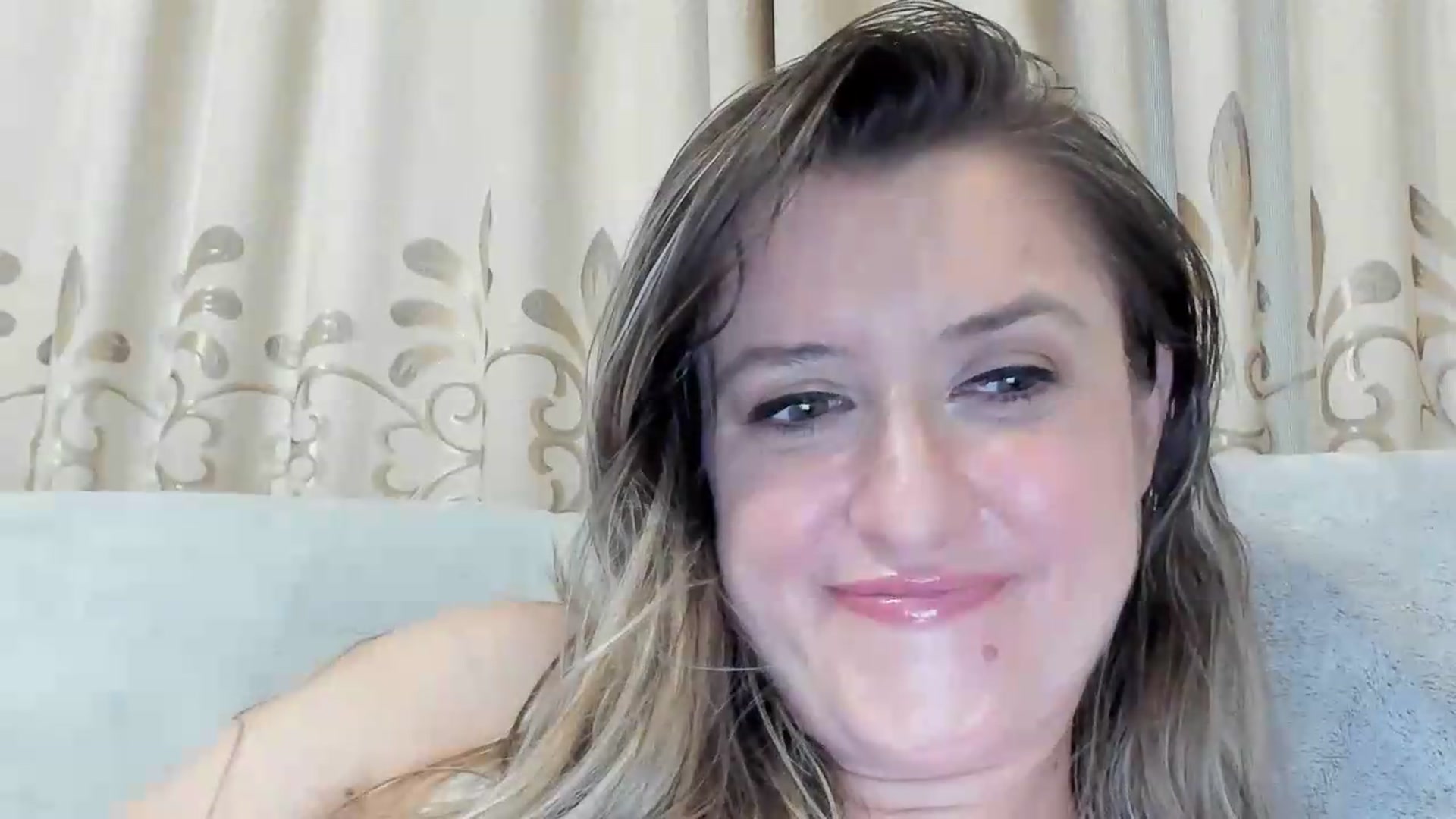 Gallery image thumbnail from BestDream's myfreecams stream on, 07/03/2026, 03:19 image 12 of 20