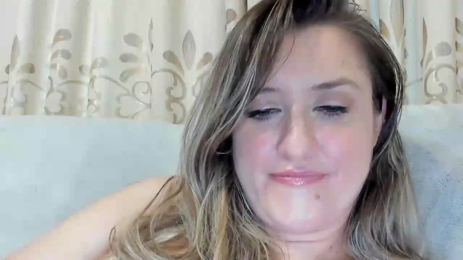 Gallery image thumbnail from BestDream's myfreecams stream on, 07/03/2026, 03:19 image 16 of 20