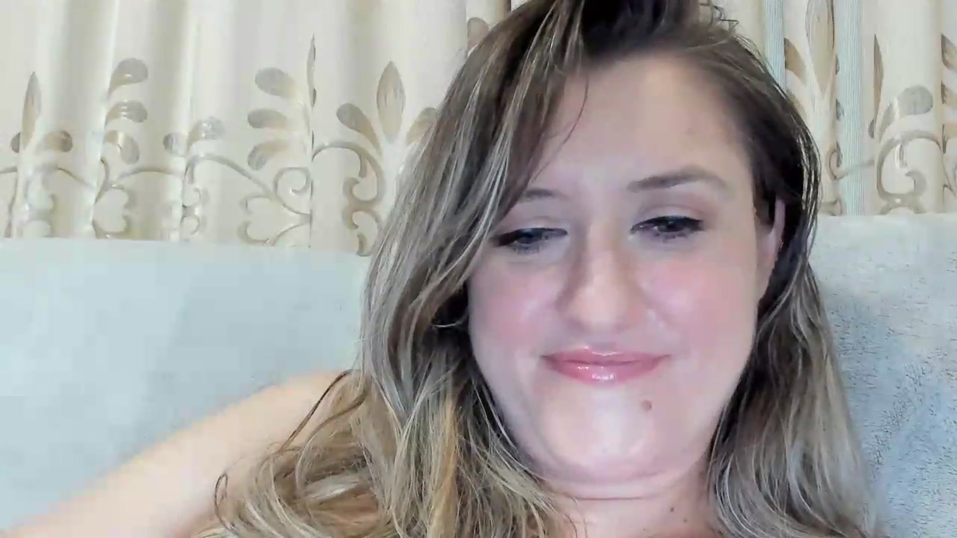 Gallery image thumbnail from BestDream's myfreecams stream on, 07/03/2026, 03:19 image 17 of 20