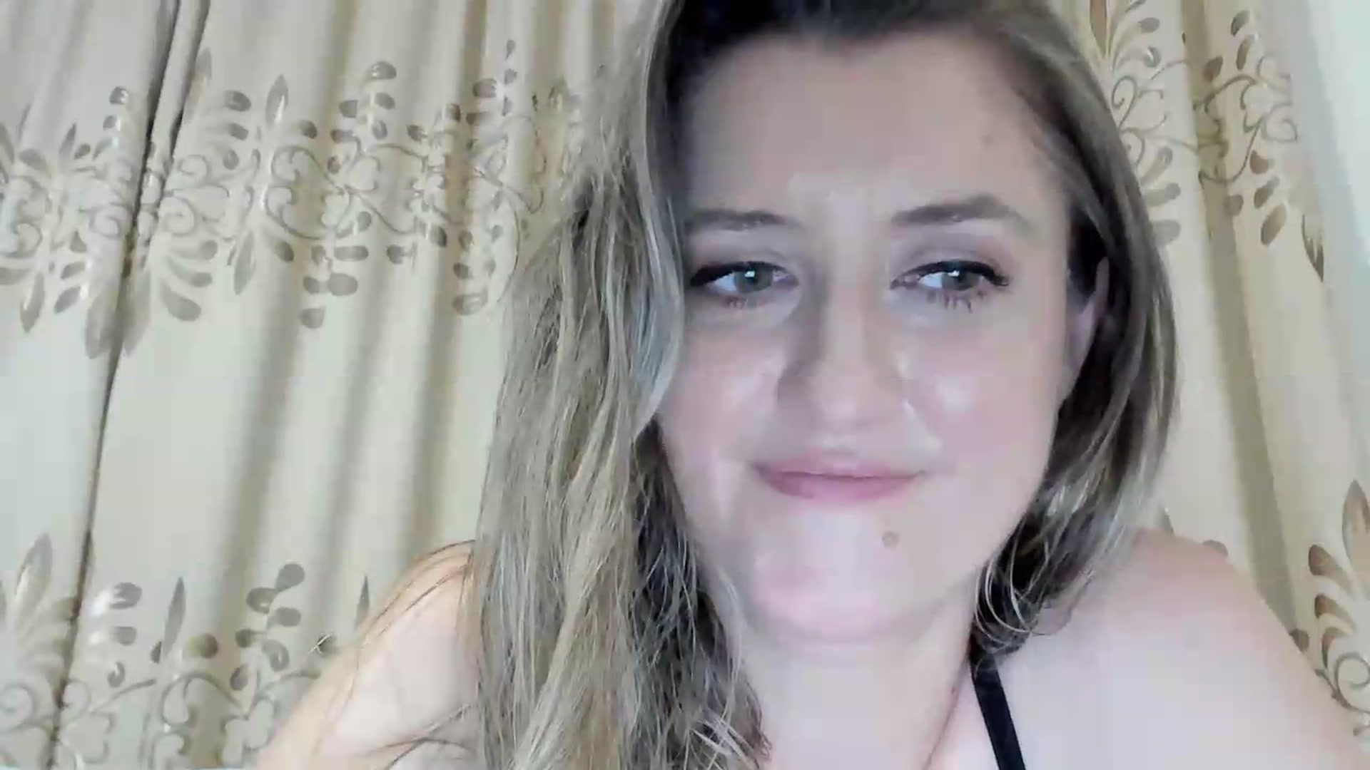 Gallery image thumbnail from BestDream's myfreecams stream on, 07/03/2026, 21:23 image 2 of 20