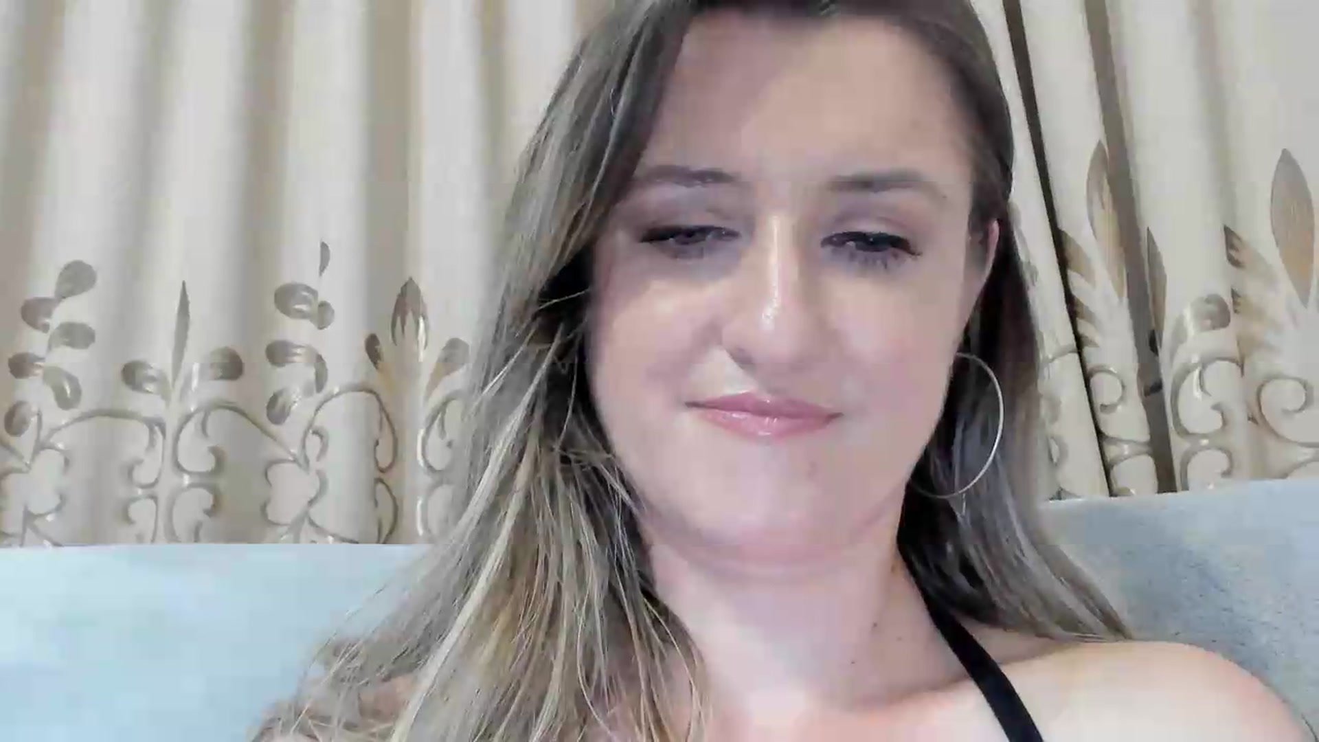 Gallery image thumbnail from BestDream's myfreecams stream on, 07/03/2026, 23:28 image 13 of 20