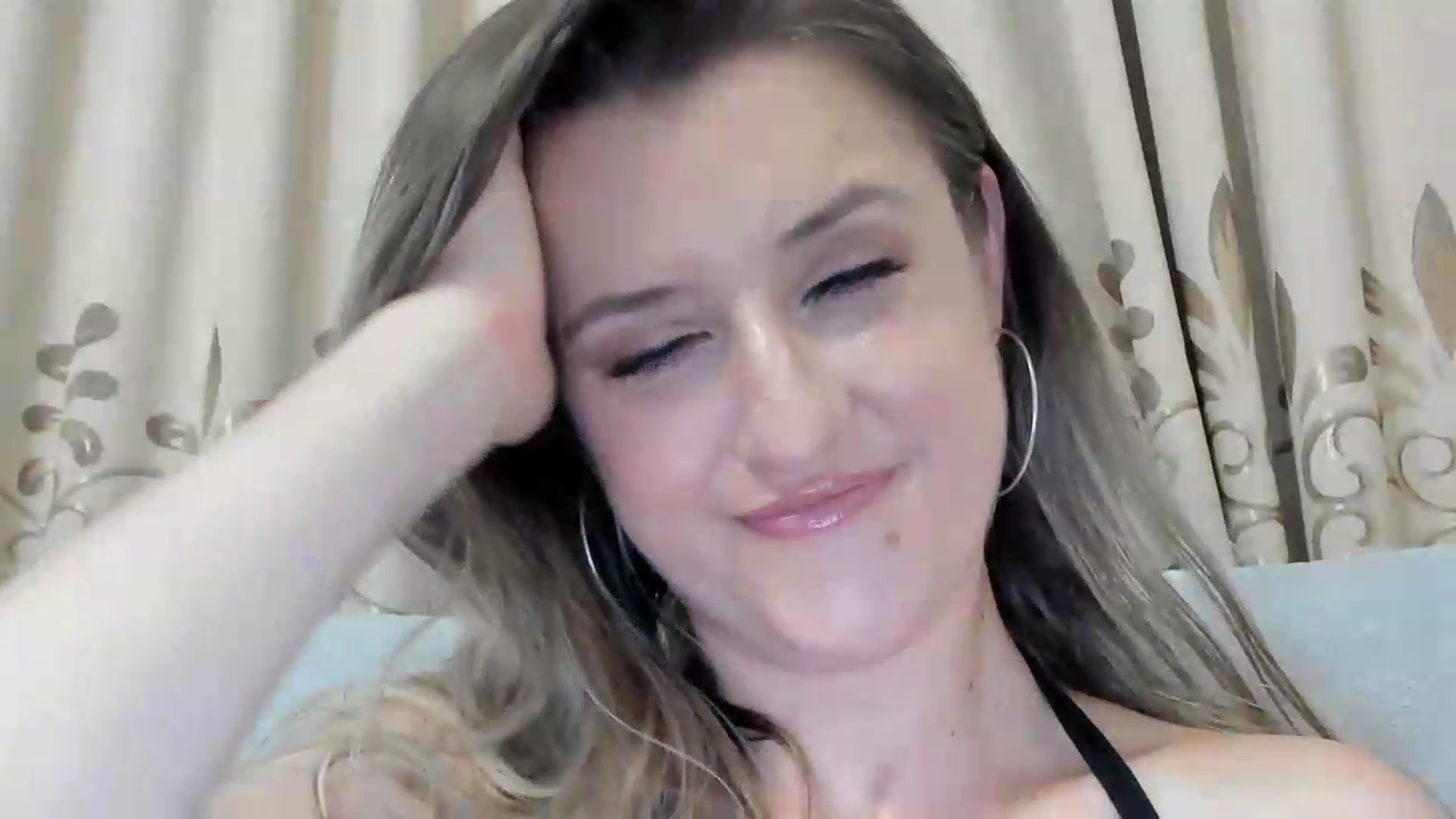 Gallery image thumbnail from BestDream's myfreecams stream on, 07/03/2026, 23:28 image 14 of 20