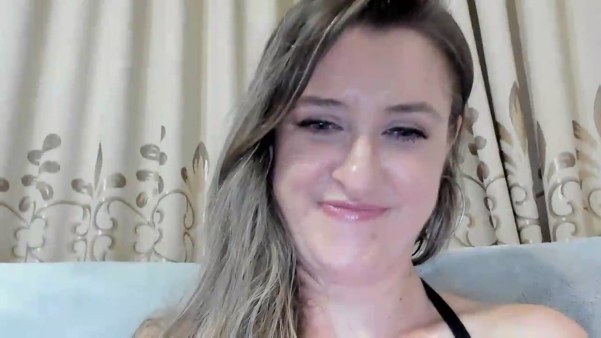 Gallery image thumbnail from BestDream's myfreecams stream on, 07/03/2026, 23:28 image 3 of 20