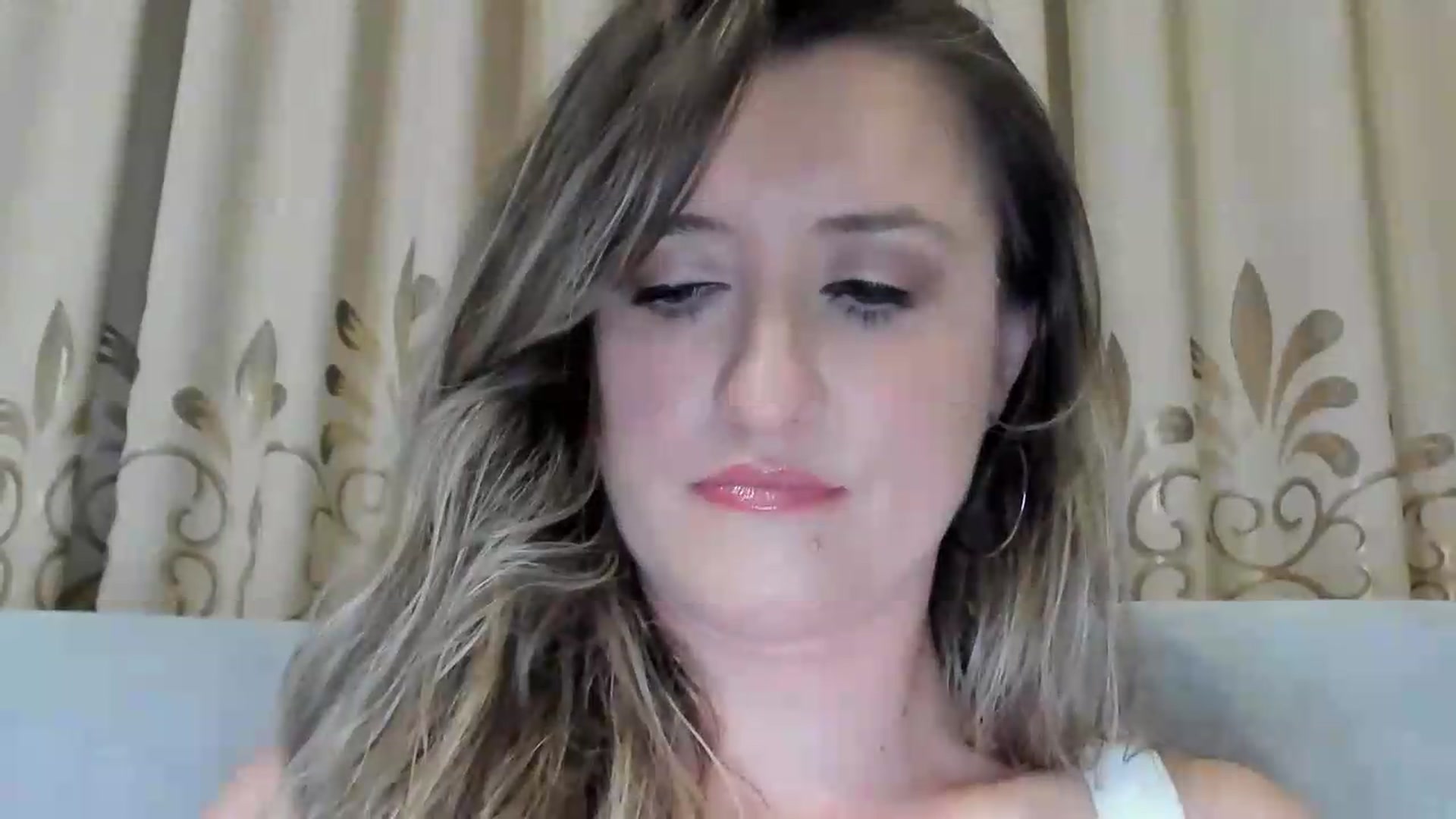 Gallery image thumbnail from BestDream's myfreecams stream on, 07/04/2026, 22:55 image 5 of 20