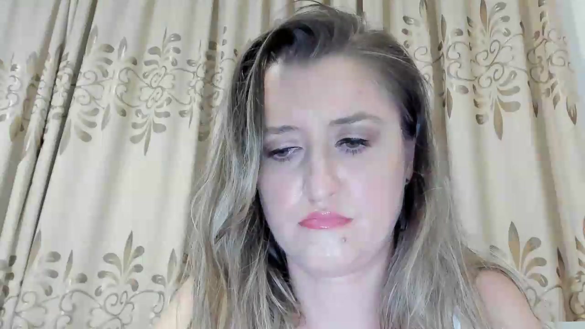 Gallery image thumbnail from BestDream's myfreecams stream on, 07/04/2026, 23:46 image 17 of 20