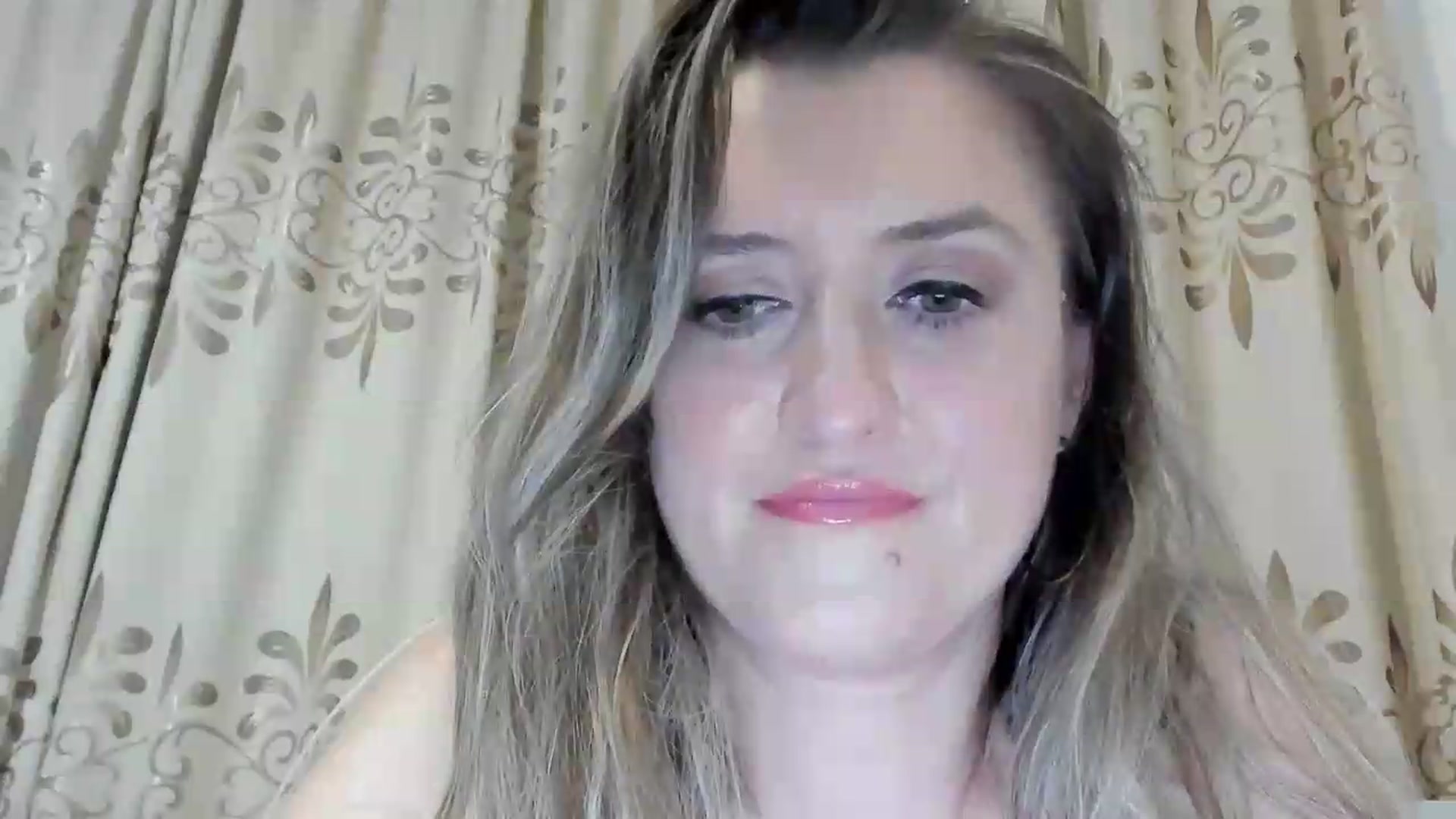 Gallery image thumbnail from BestDream's myfreecams stream on, 07/04/2026, 23:46 image 2 of 20