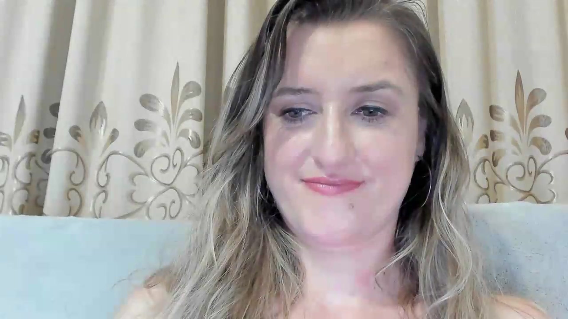 Gallery image thumbnail from BestDream's myfreecams stream on, 07/05/2026, 21:55 image 5 of 20